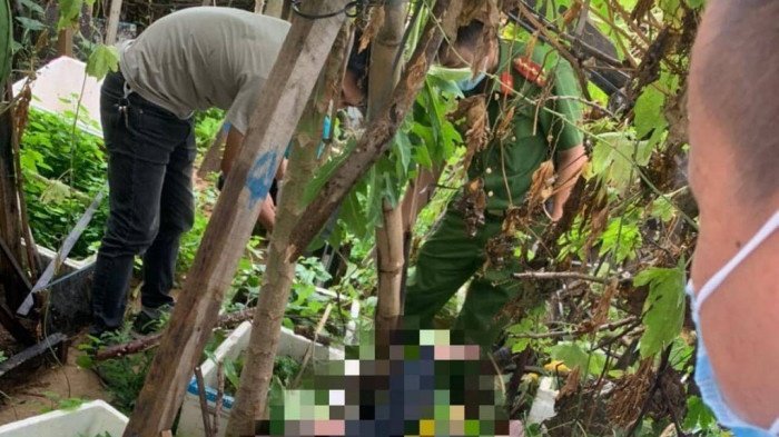 Hai nhom thanh nien hon chien, mot nguoi roi tu tang 4 tu vong hinh anh