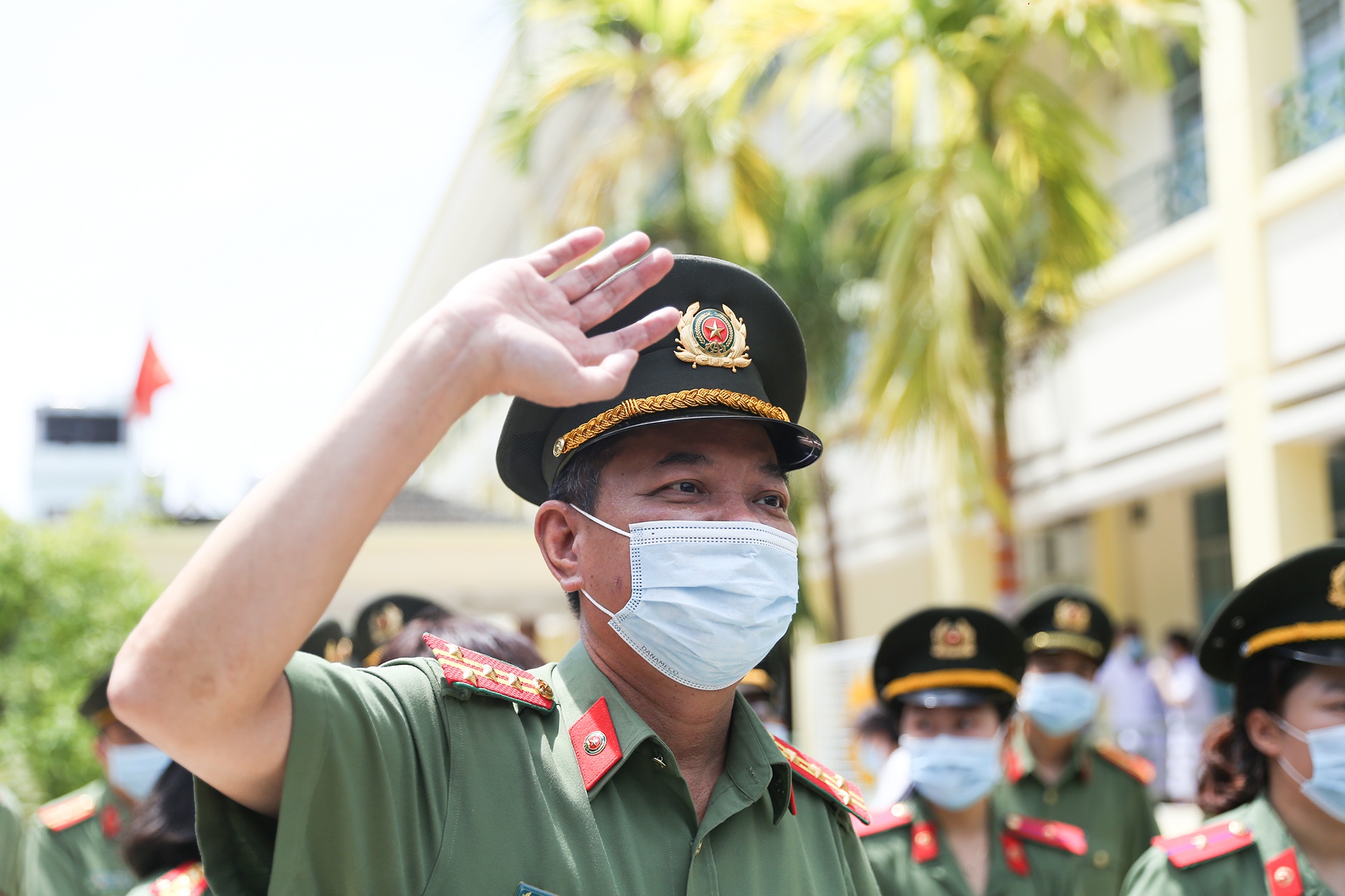 53 can bo, chien si Benh vien 199 chi vien TP.HCM chong dich Covid-19 hinh anh