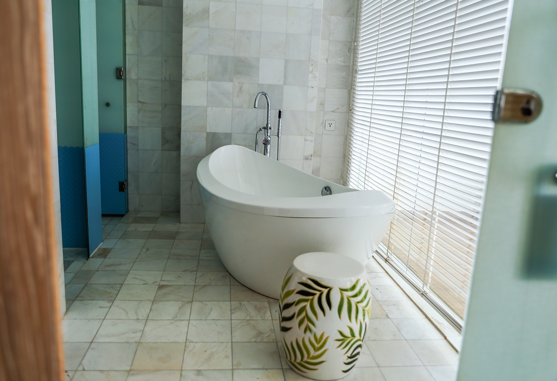 Nguoi Da Nang ve tu vung dich duoc cach ly o khach san 5 sao anh 8