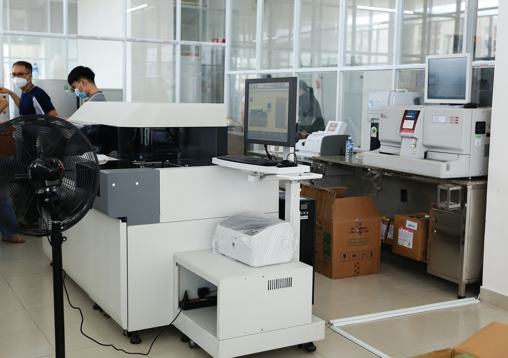 Benh vien da chien phia Tay Da Nang anh 6