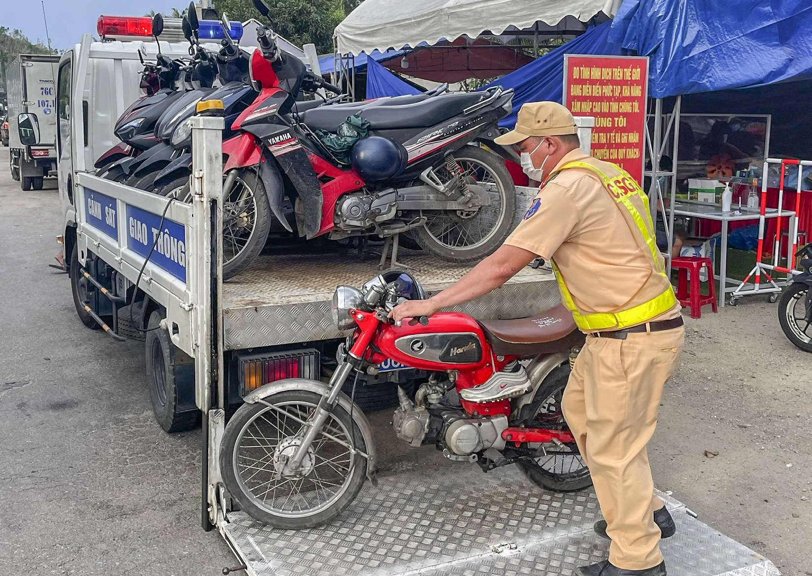 Nguoi dan tro ve tu vung dich anh 3