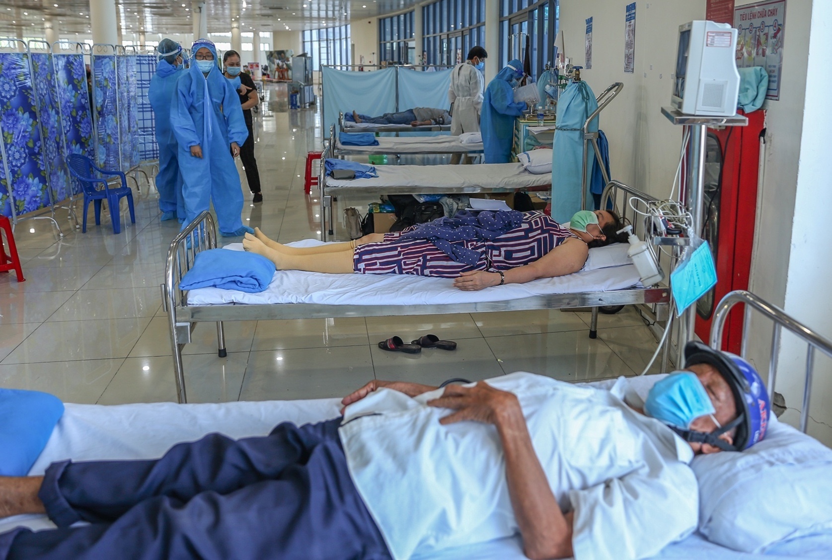 Da Nang tiem vaccine AstraZaneca cho hon 192.000 nguoi anh 7