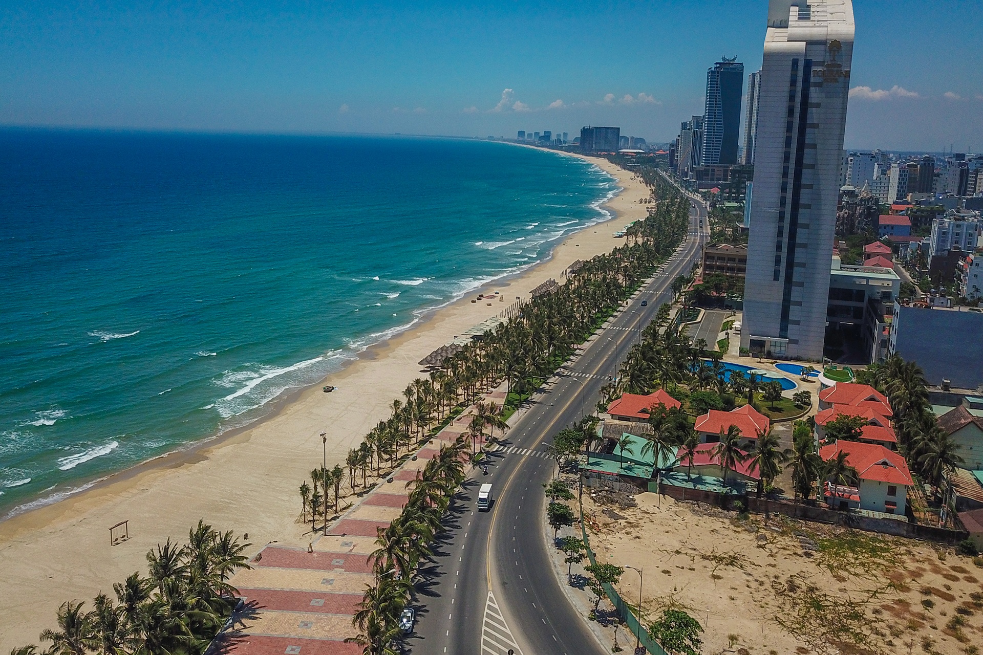 Da Nang noi long gian cach anh 1