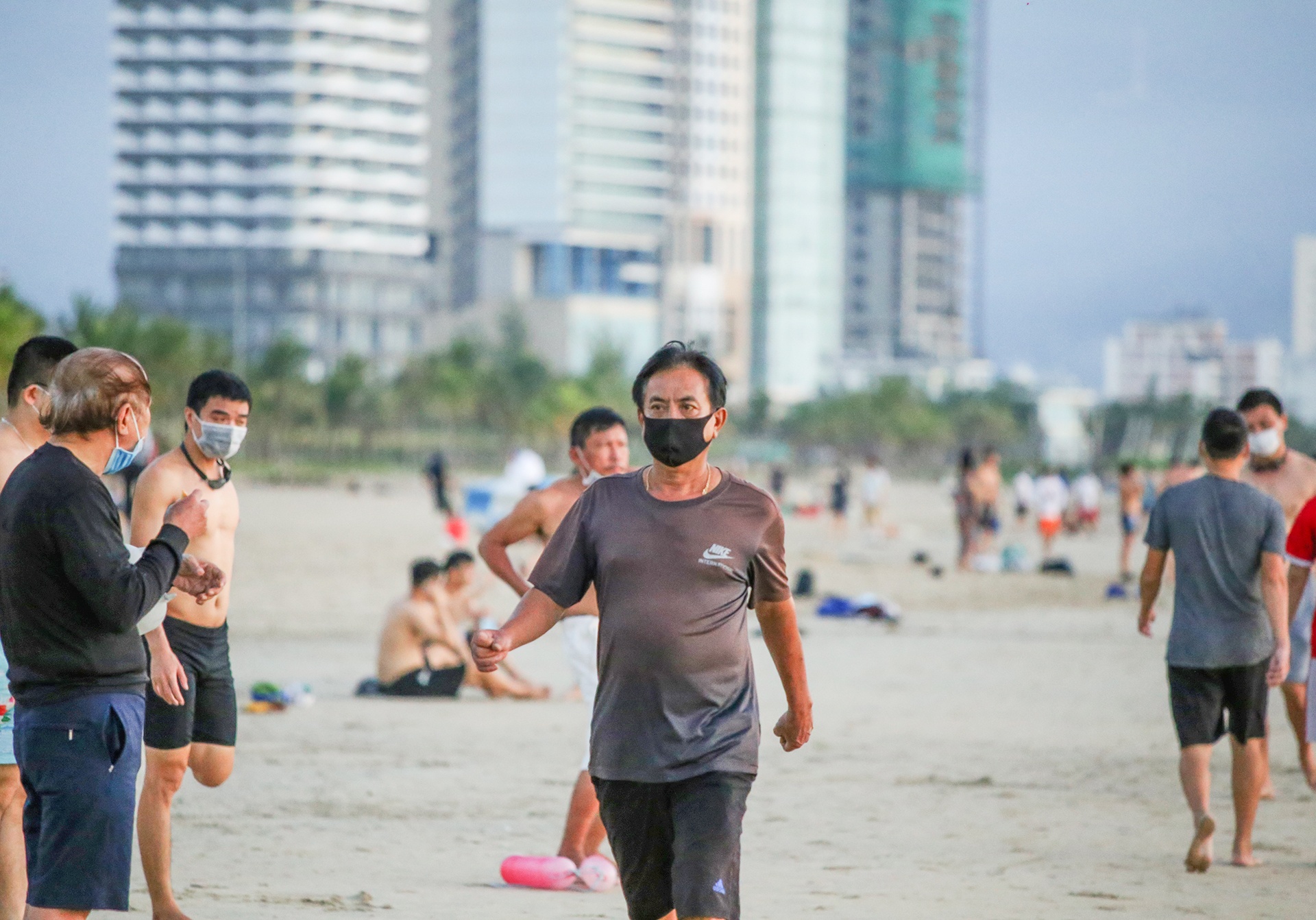 Da Nang chuyen trang thai thich ung an toan voi dich Covid-19 anh 3