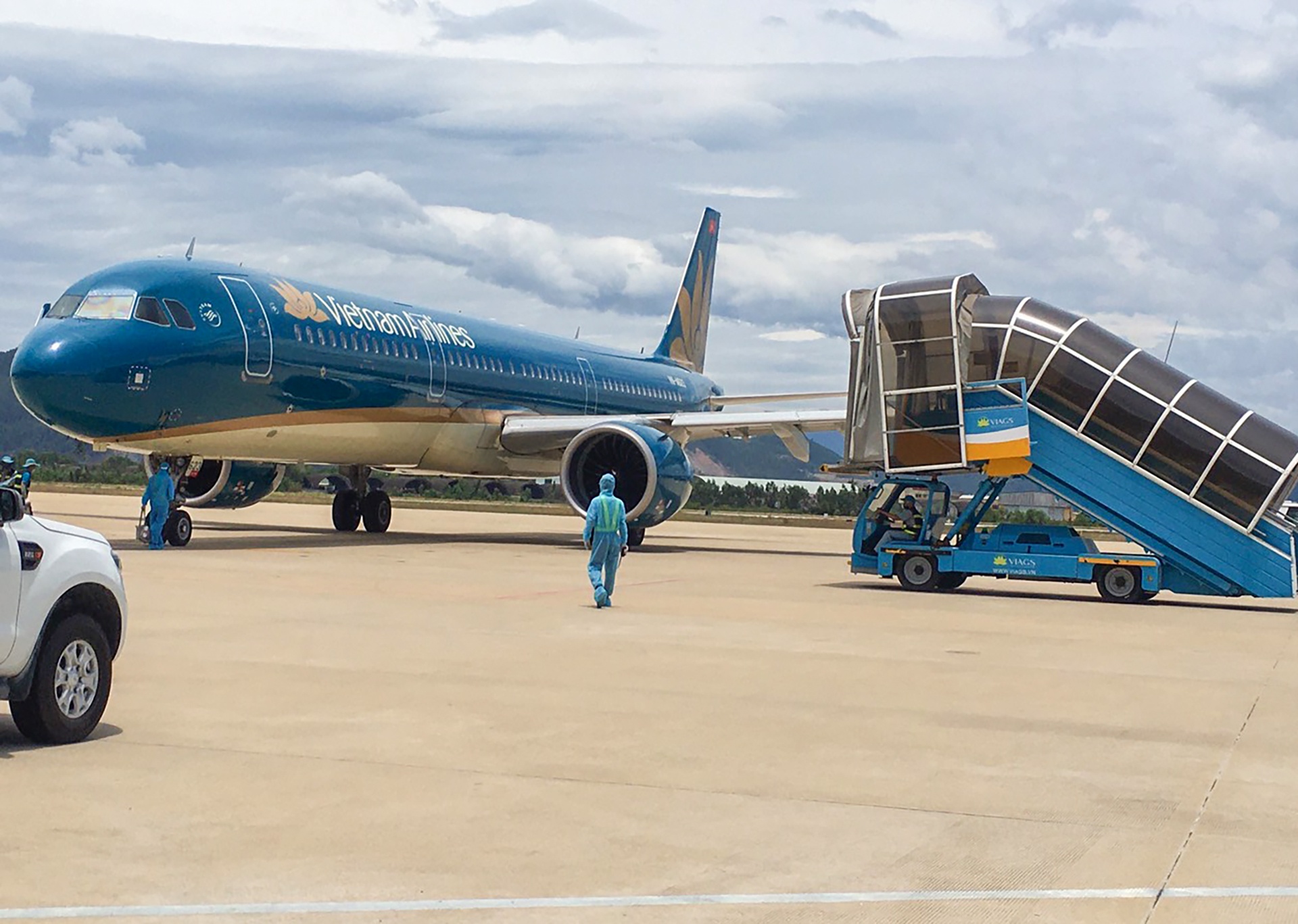 Vi sao Da Nang tu choi chuyen bay cho khach tu TP.HCM? hinh anh