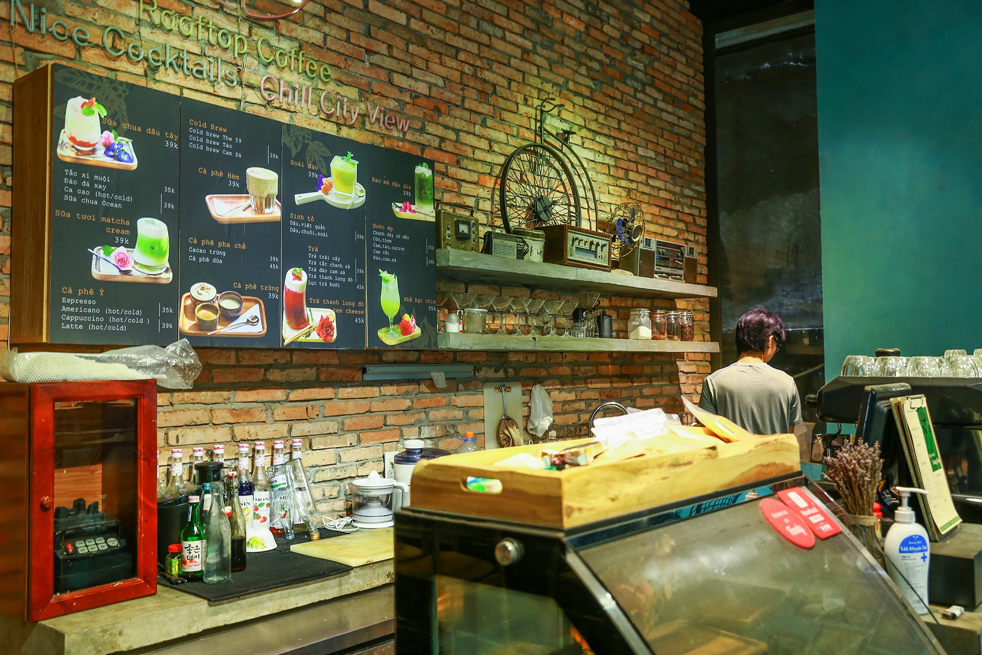 Quan xa o Da Nang san sang phuc vu thuc khach vao sang mai anh 11