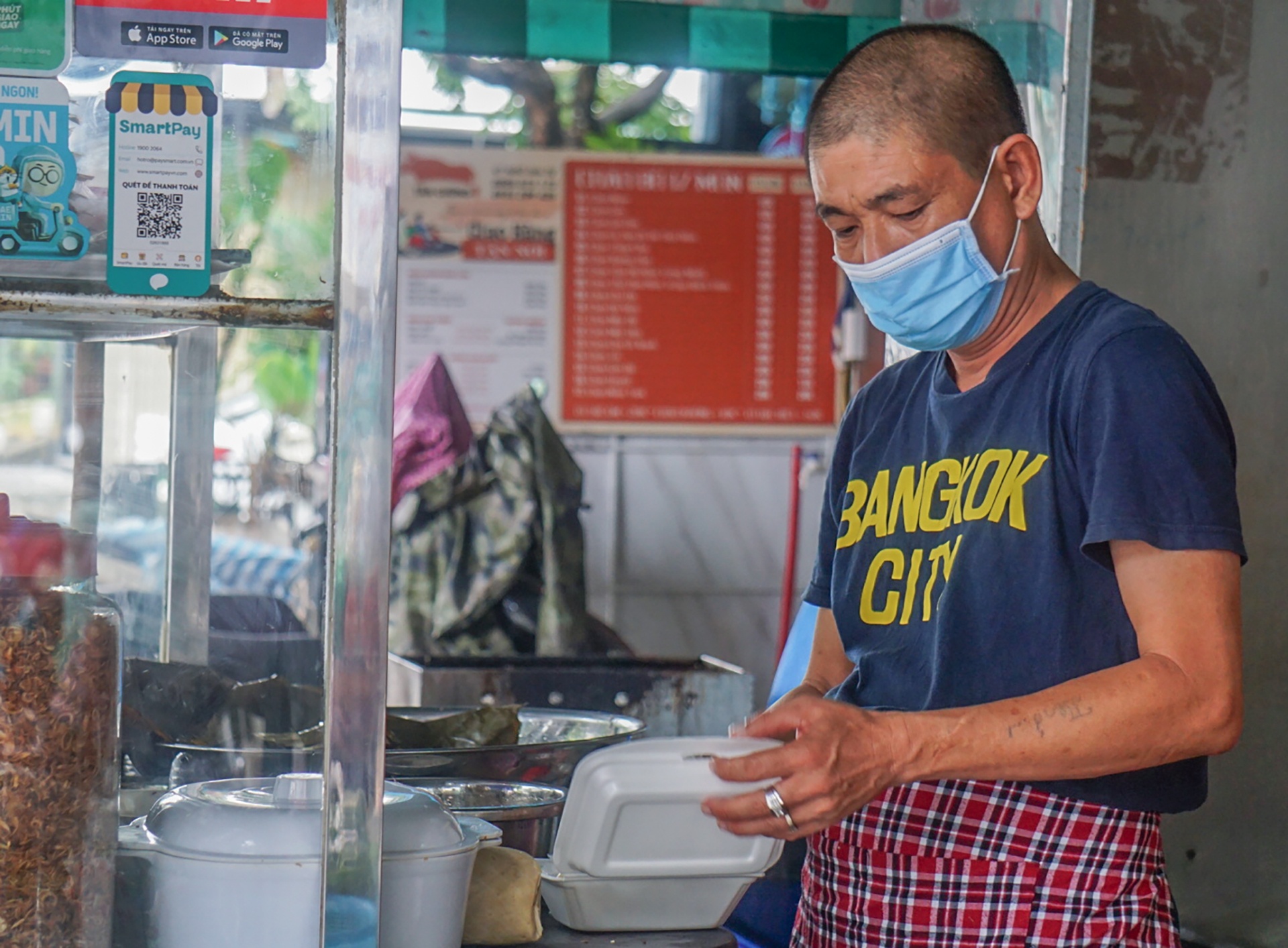 Quan ca phe o Da Nang dong khach anh 10
