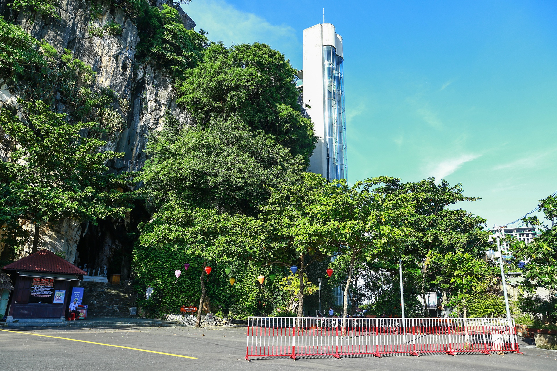 Cac khu du lich o Da Nang vang khach anh 8