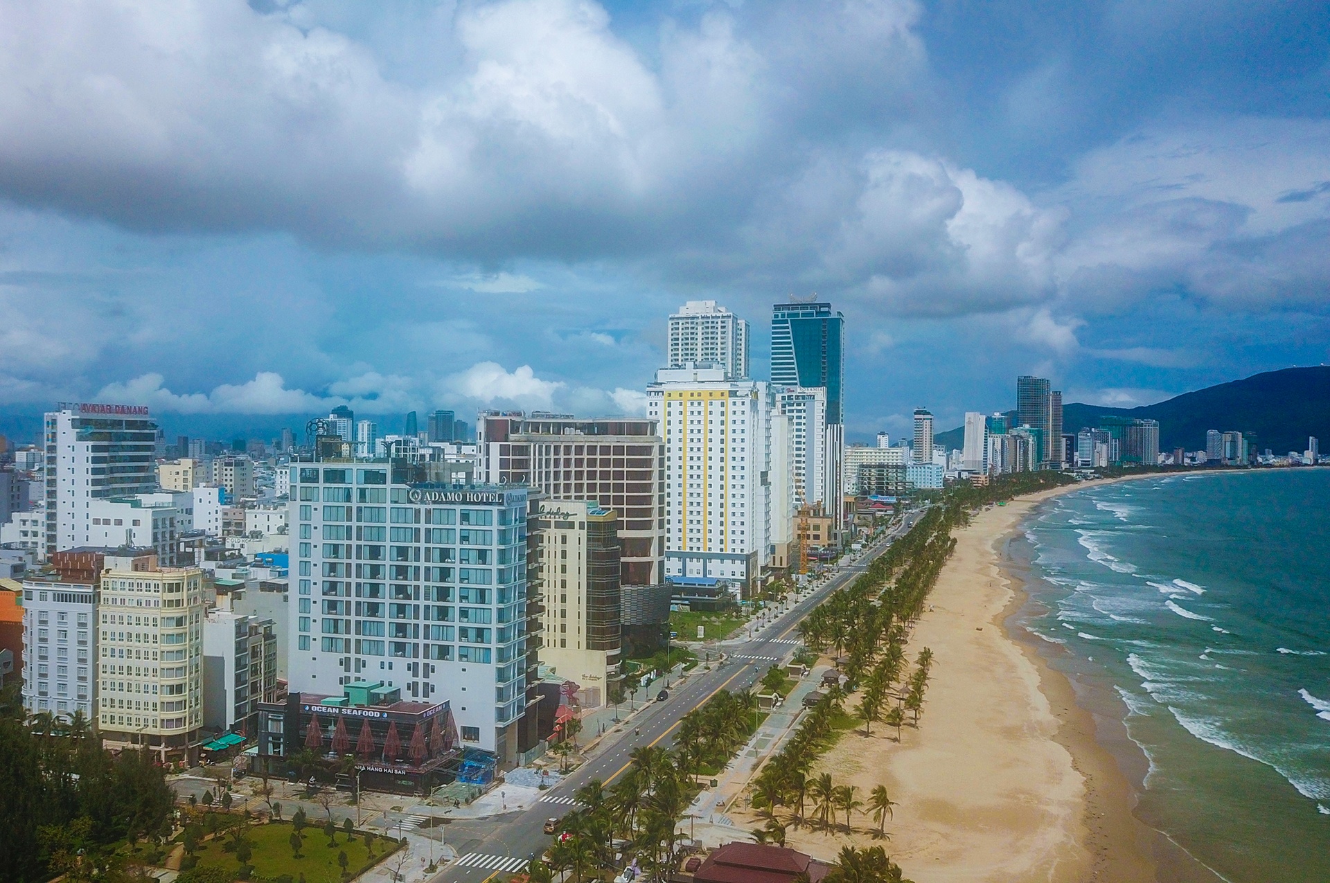 Thi truong 'dong bang', gia dat vung ven Da Nang van tang hinh anh