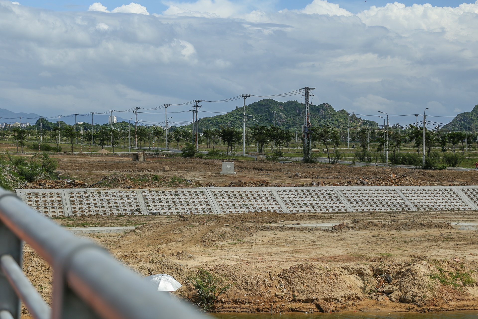 Thi truong dat o tai Da Nang van am dam anh 2