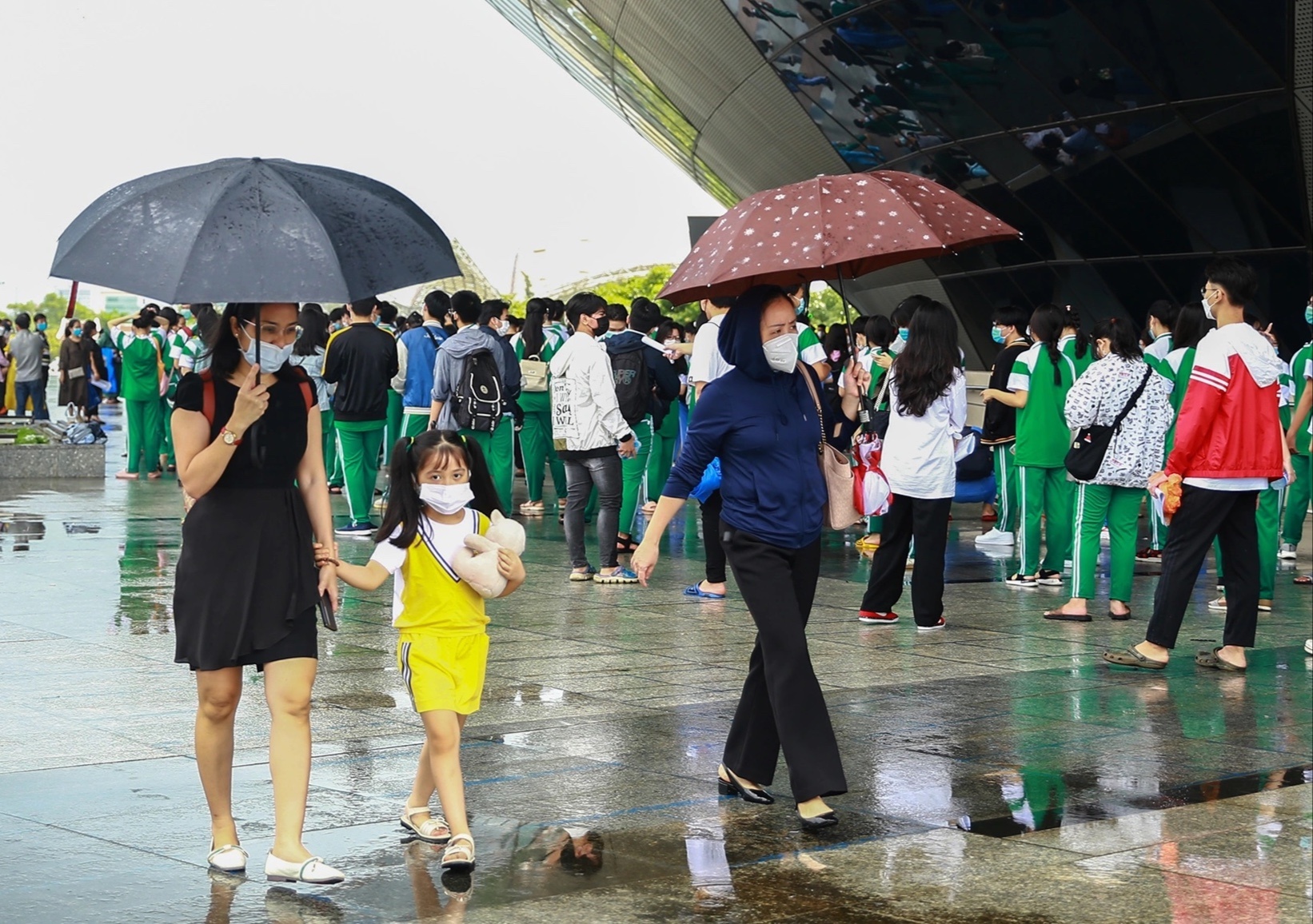 Da Nang tiem vaccine cho hang nghin hoc sinh anh 8