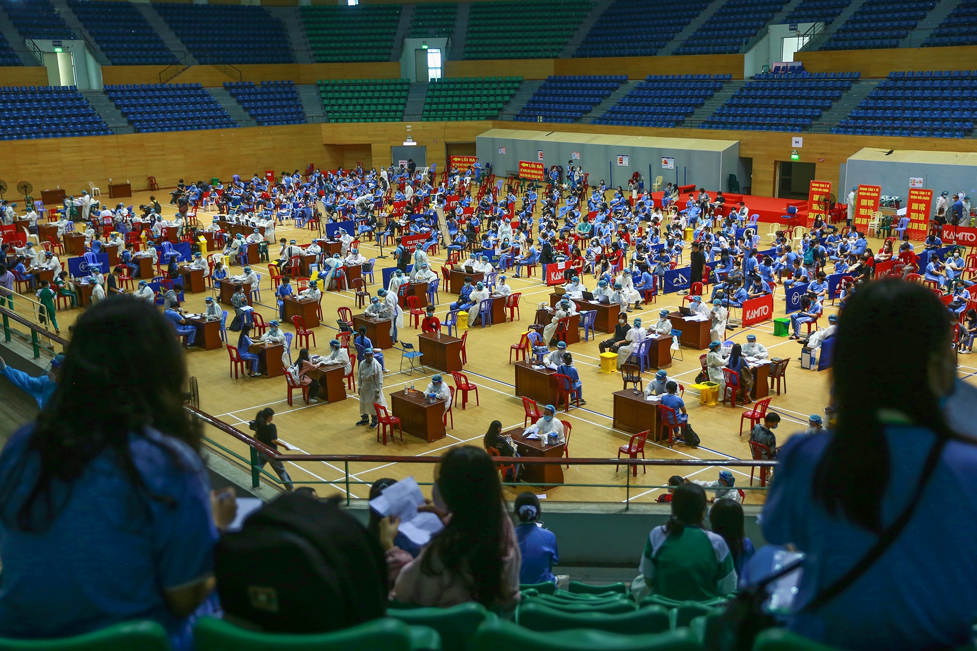 Da Nang tiem vaccine cho hang nghin hoc sinh anh 1