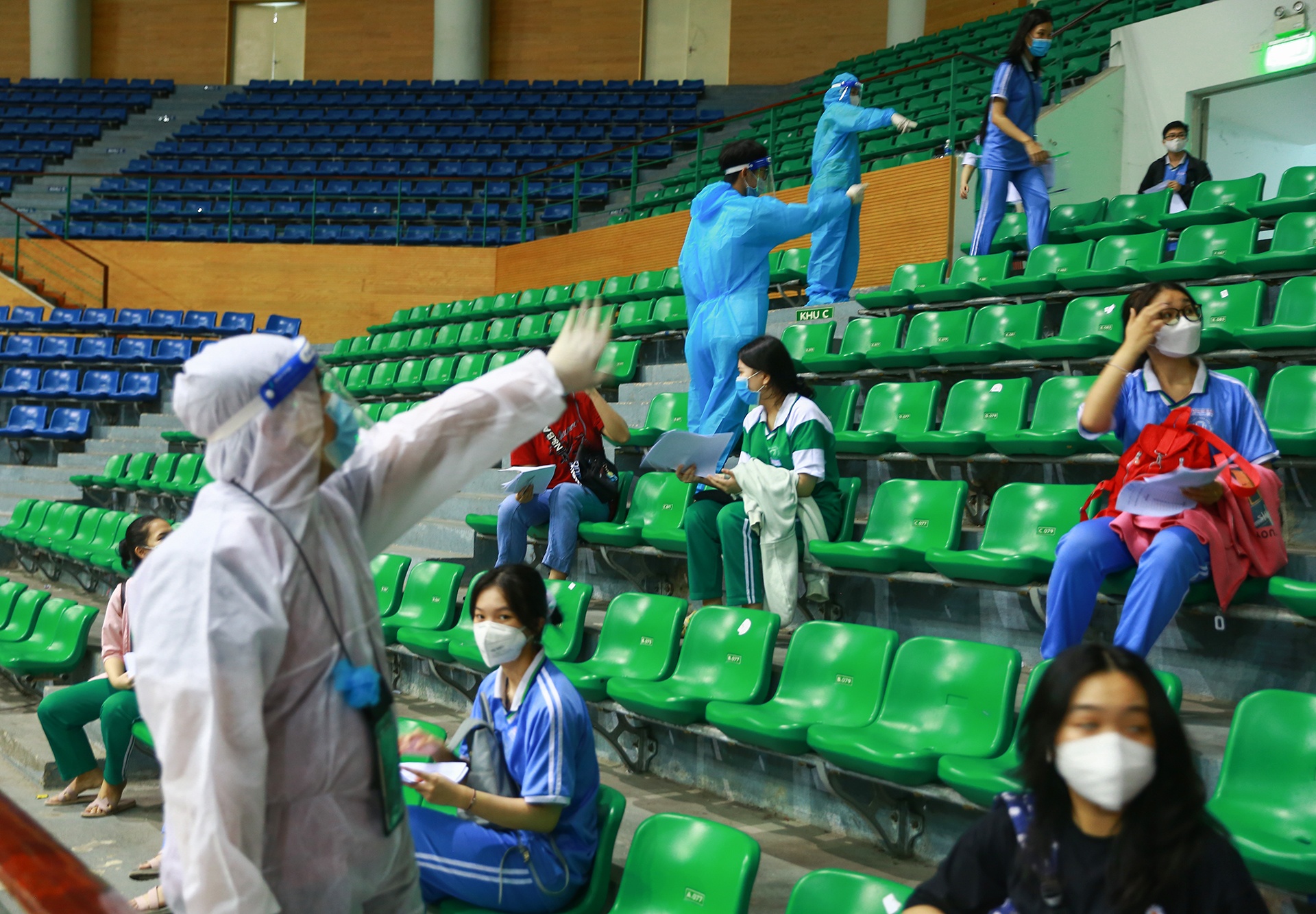 Da Nang tiem vaccine cho hang nghin hoc sinh anh 4