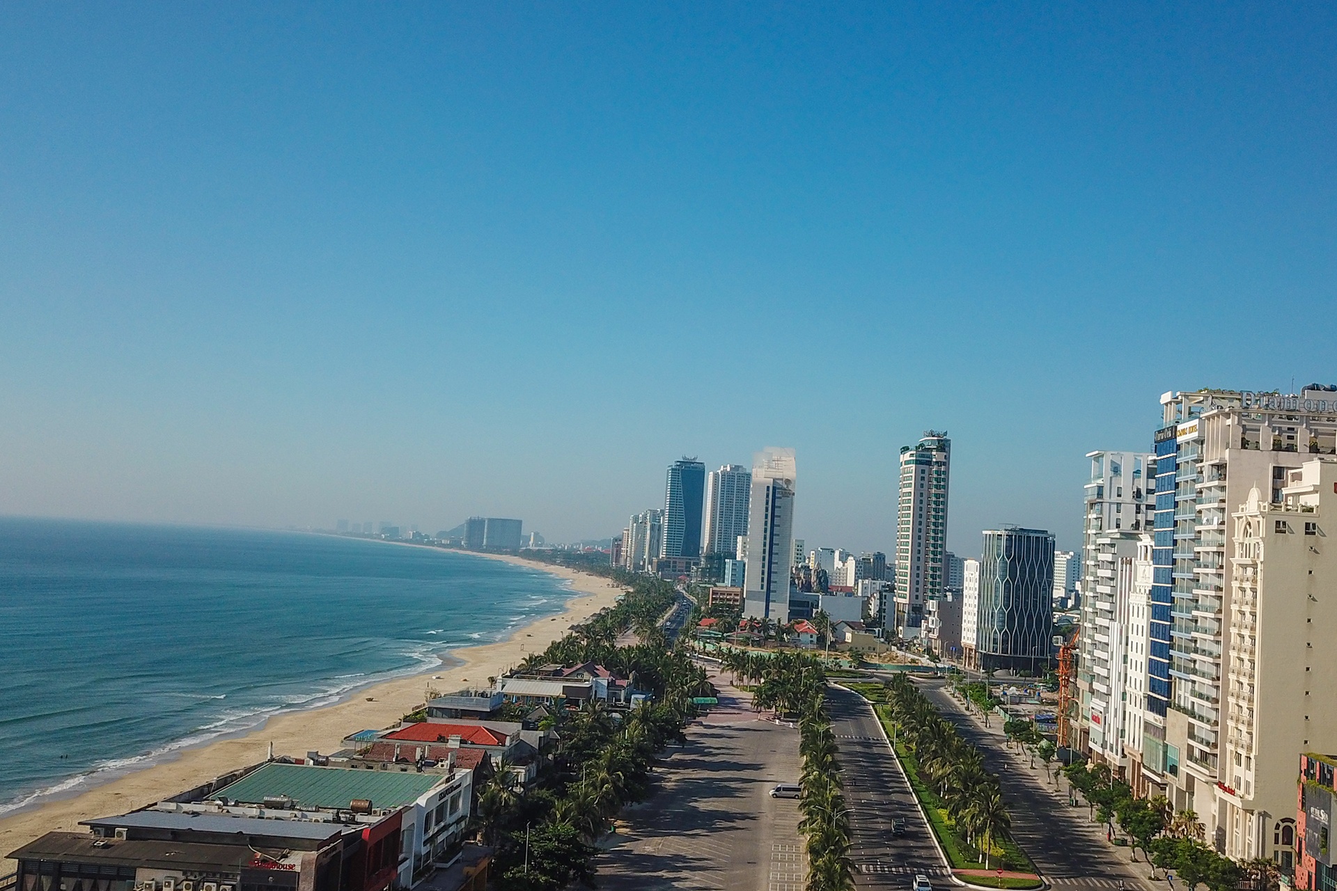 Kinh doanh am dam tren 'tuyen duong ty USD' o Da Nang hinh anh