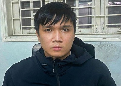 Thanh nien dot nhap biet thu trom tai san bi bat hinh anh