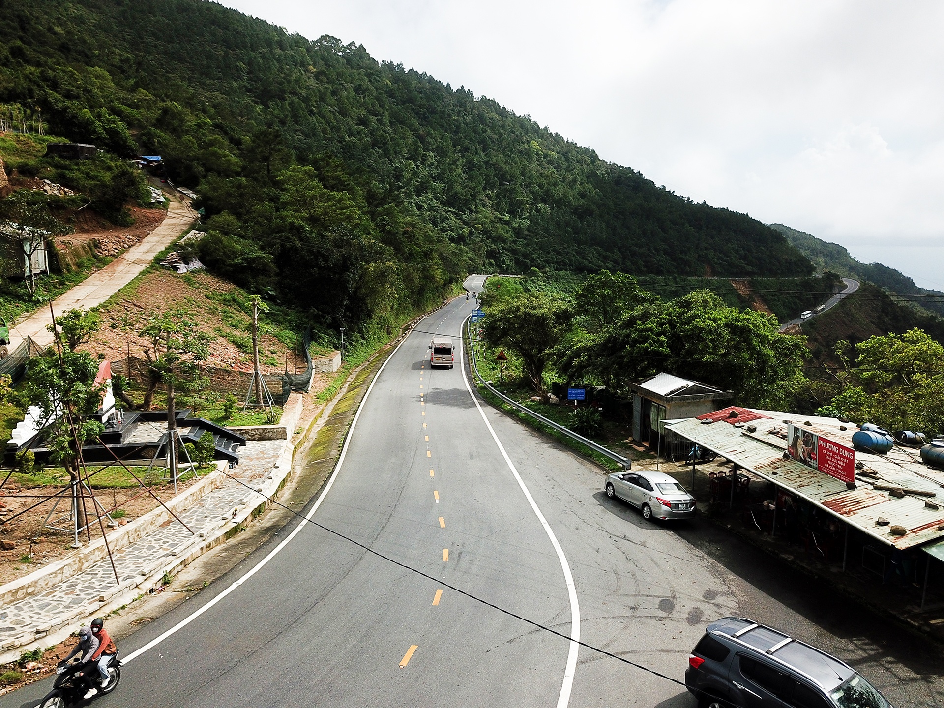 Xay cang Lien Chieu anh 11