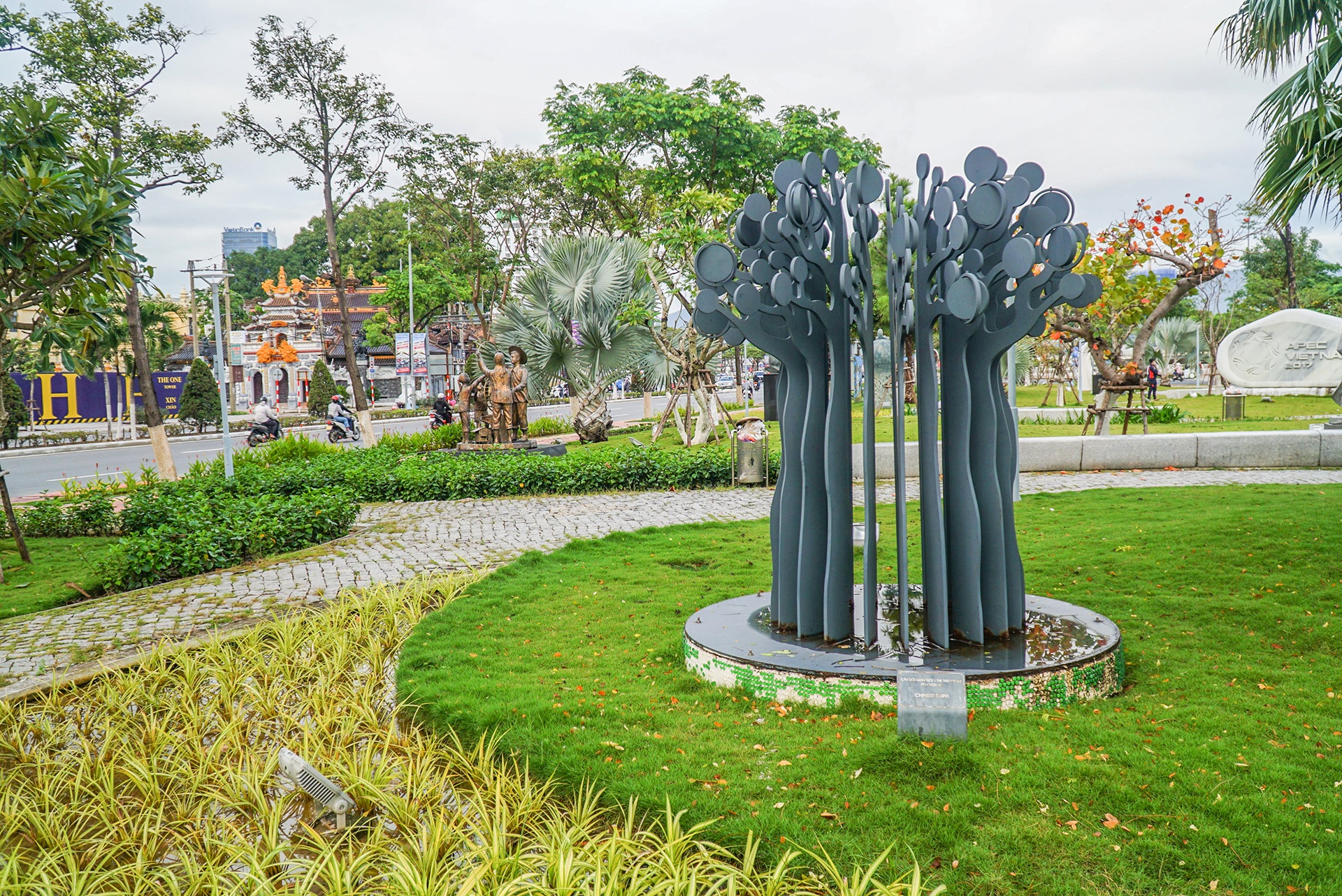 Vuon tung apec o Da Nang anh 10