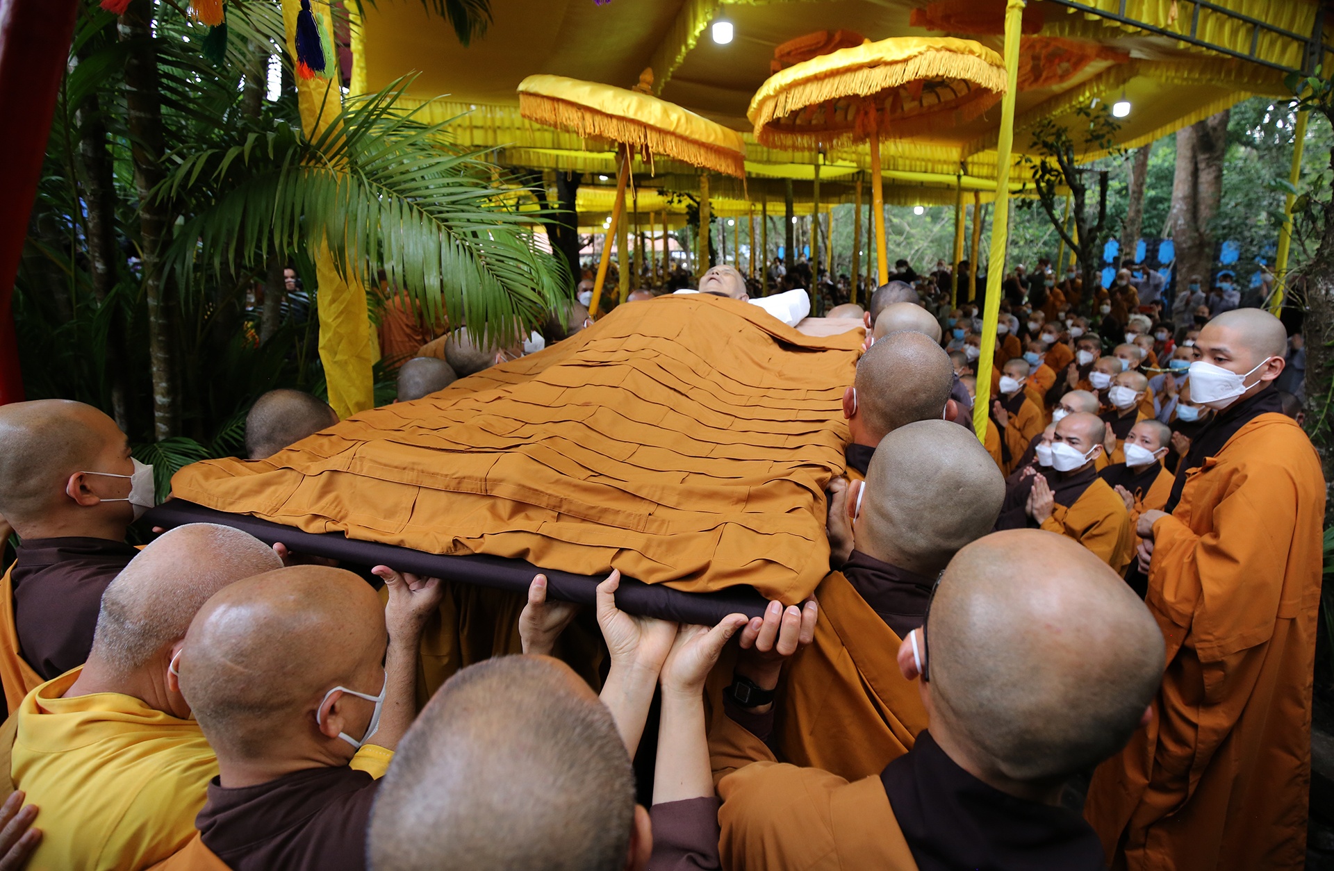 Tam tang thien su Thich Nhat Hanh anh 3