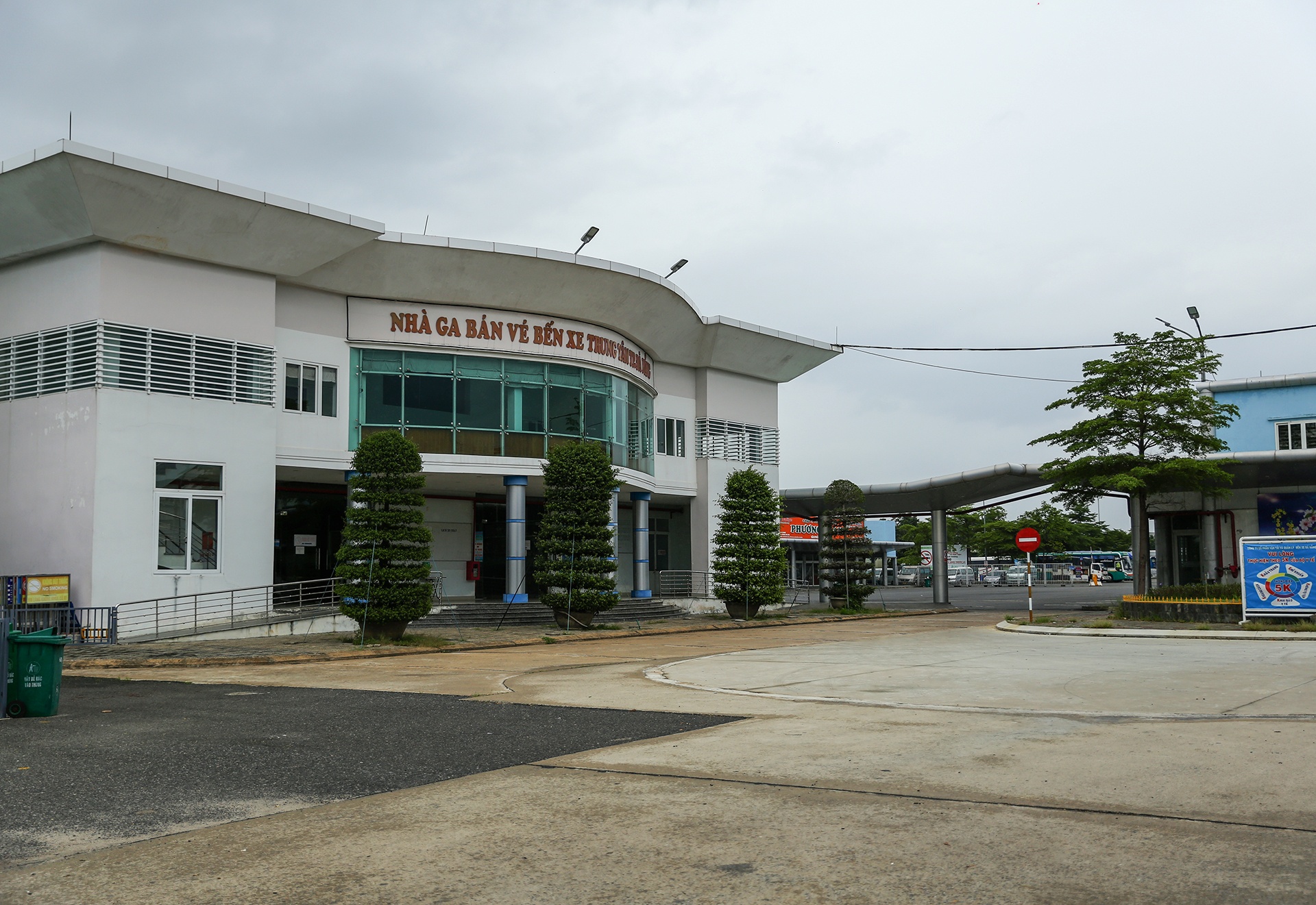 Ben xe,  nha ga o Da Nang e am anh 6