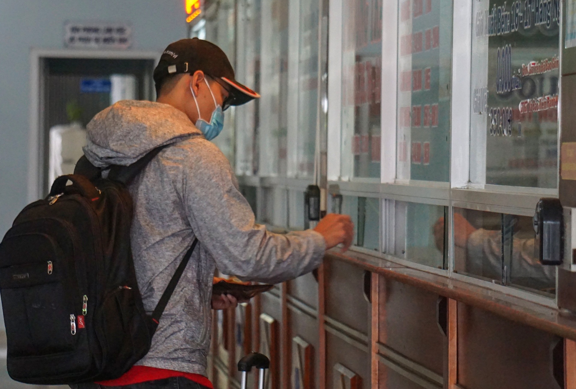 Ben xe,  nha ga o Da Nang e am anh 9