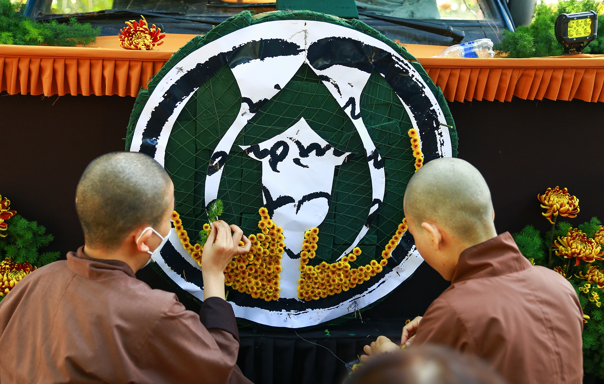 Thien su Thich Nhat Hanh vien tich anh 5