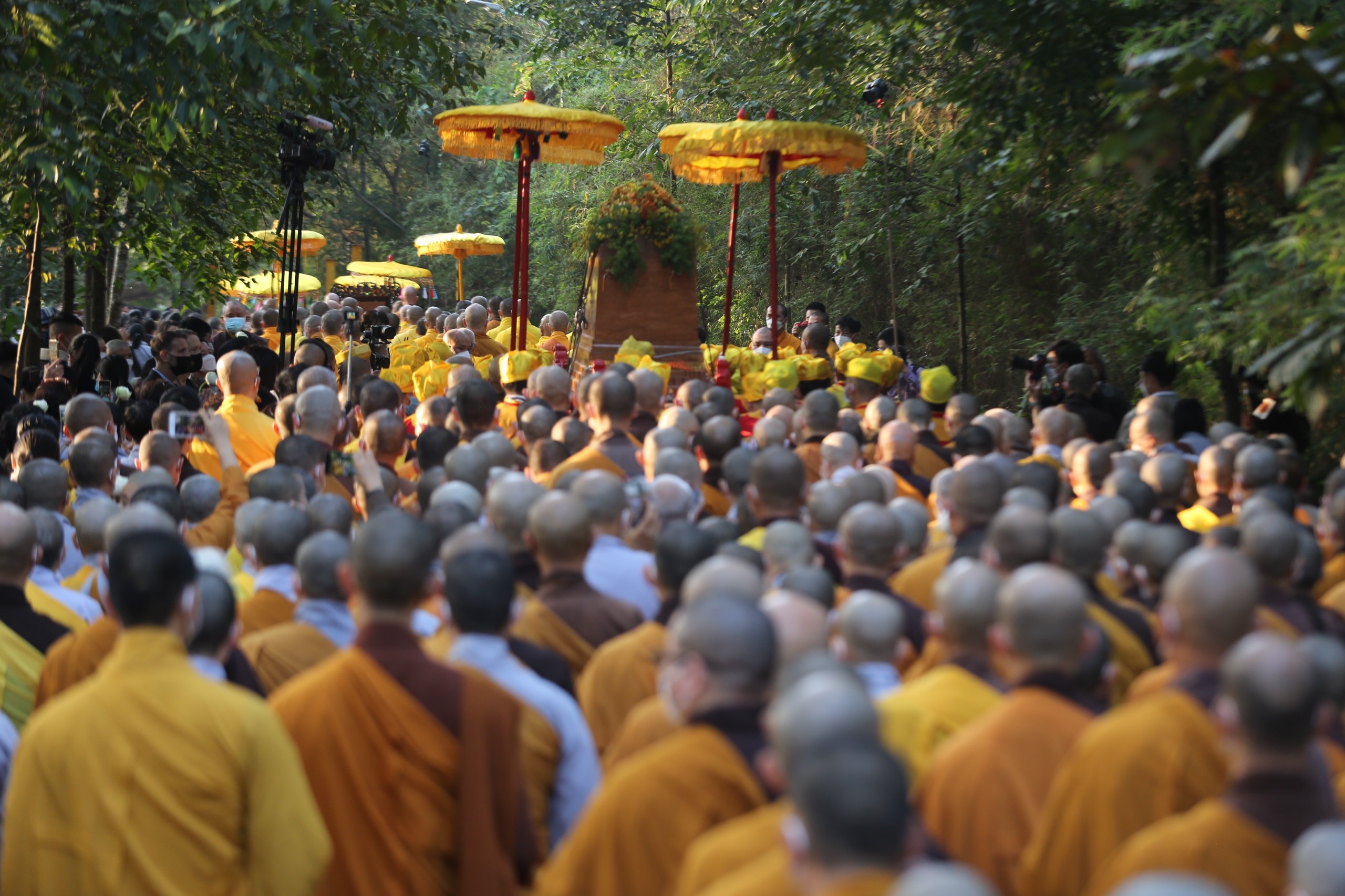 Thien su Thich Nhat Hanh vien tich anh 8