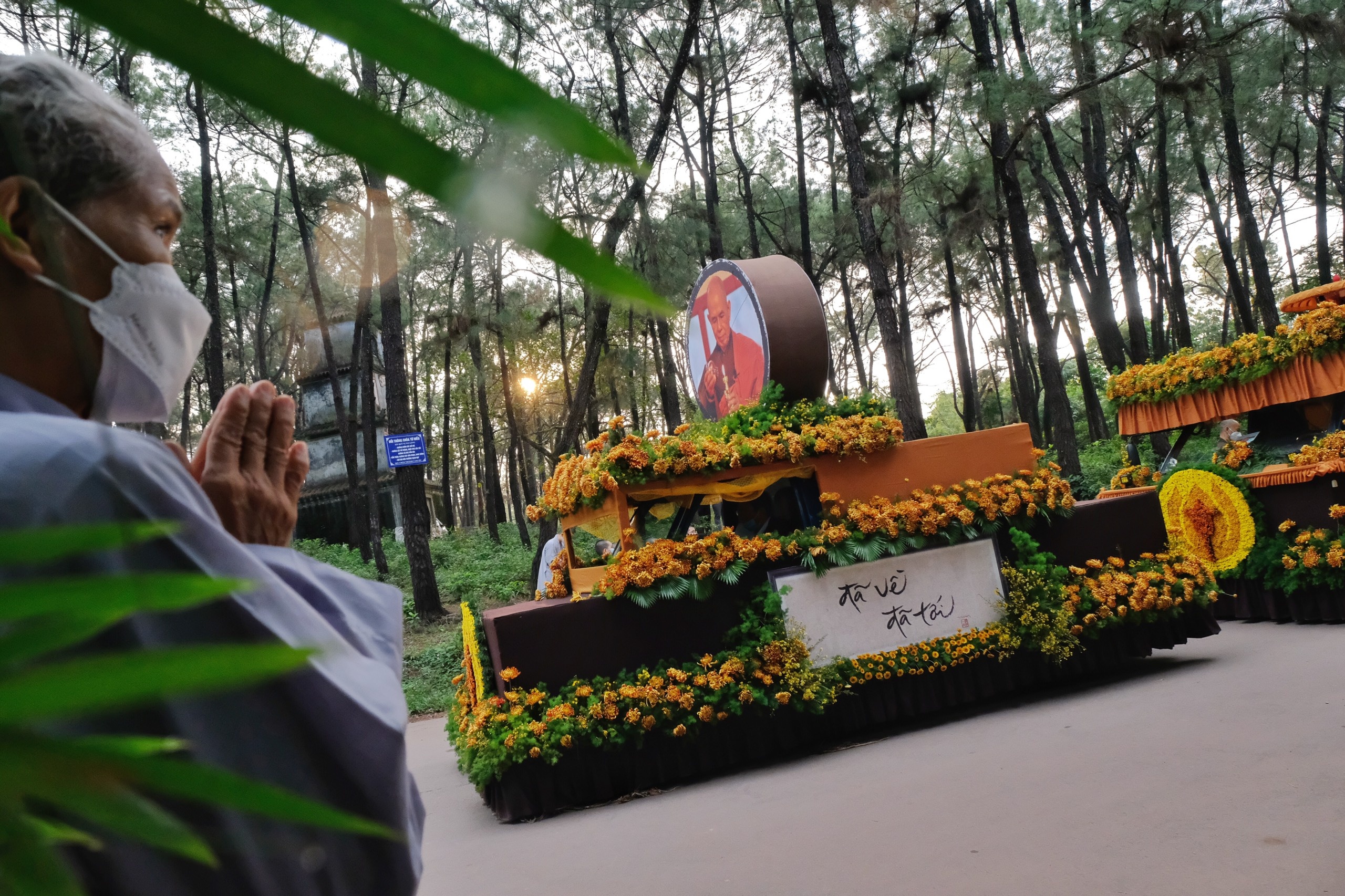 le tam tang thien su Thich Nhat Hanh anh 6