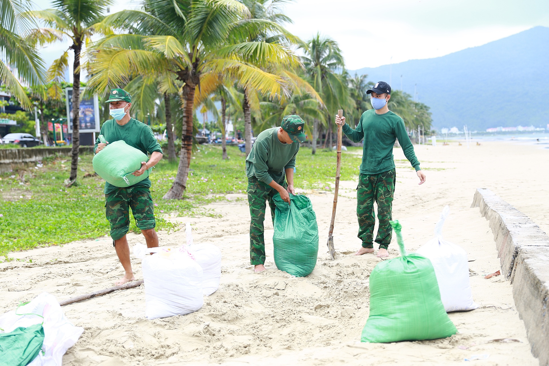 Bai bien Da Nang anh 12