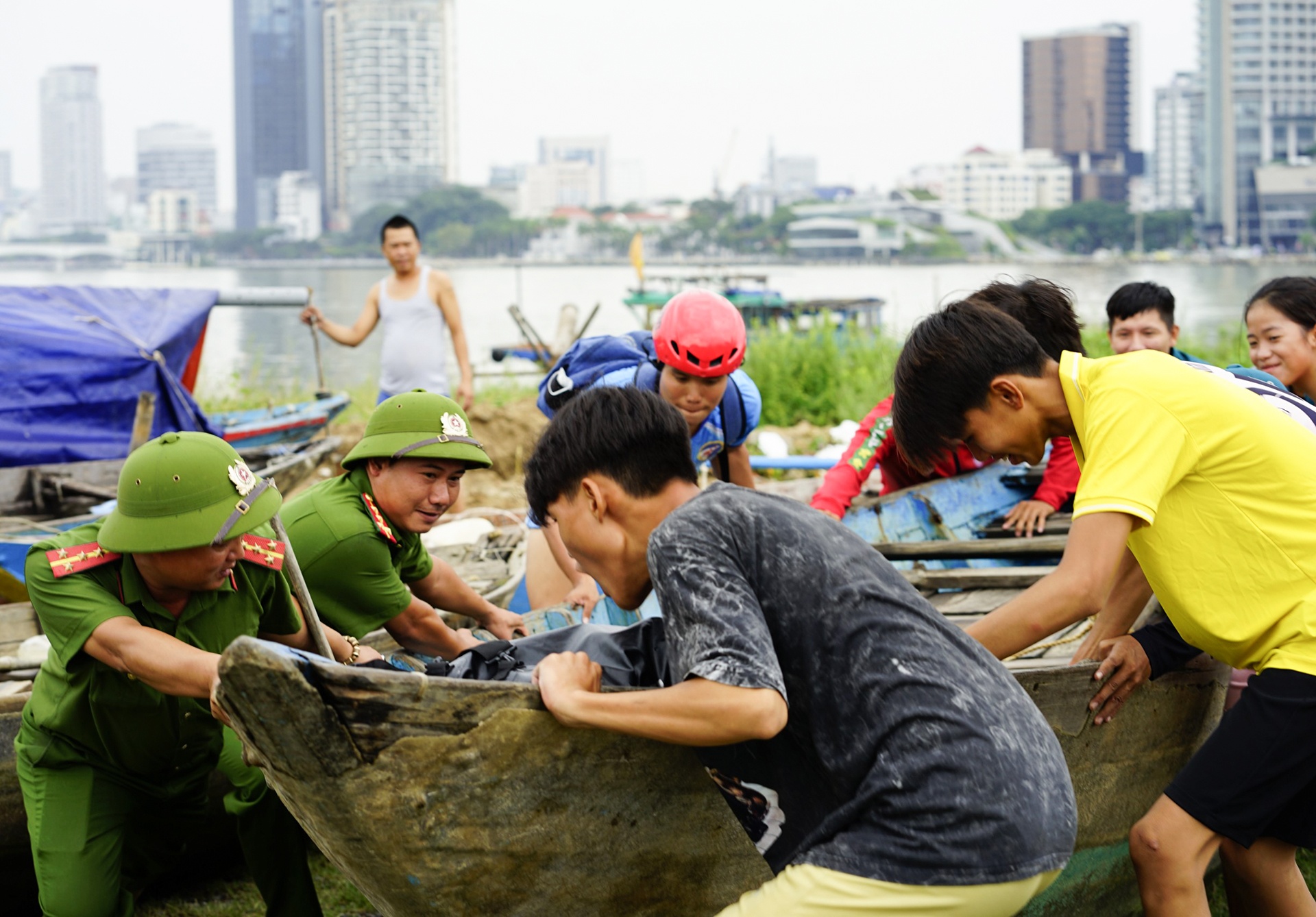 Bai bien Da Nang anh 13