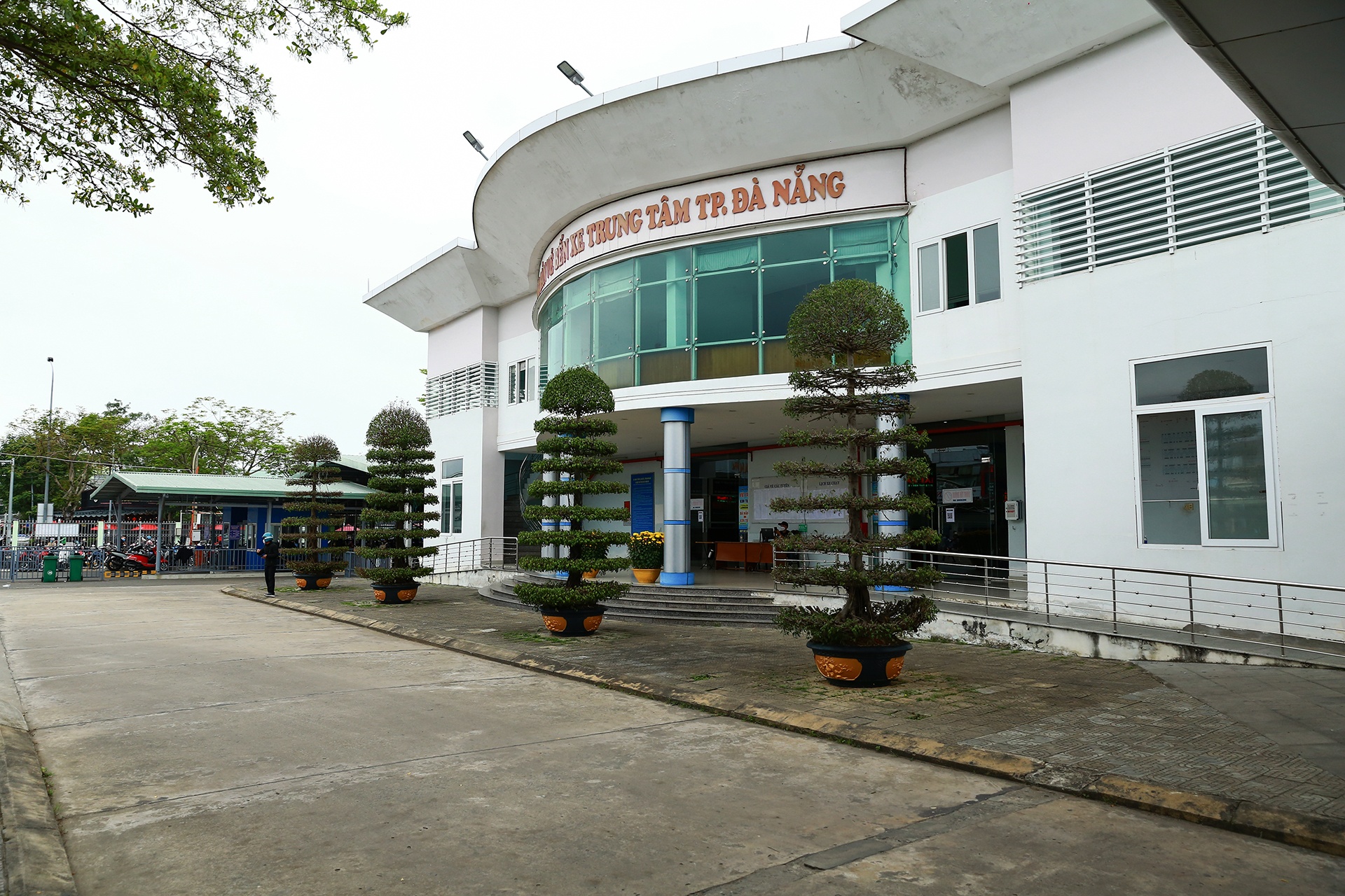 Bến xe Đà Nẵng vắng vẻ ngày mùng 6 Tết ảnh 1 Ben xe Da Nang vang ve ngay mung 6 Tet anh 1
