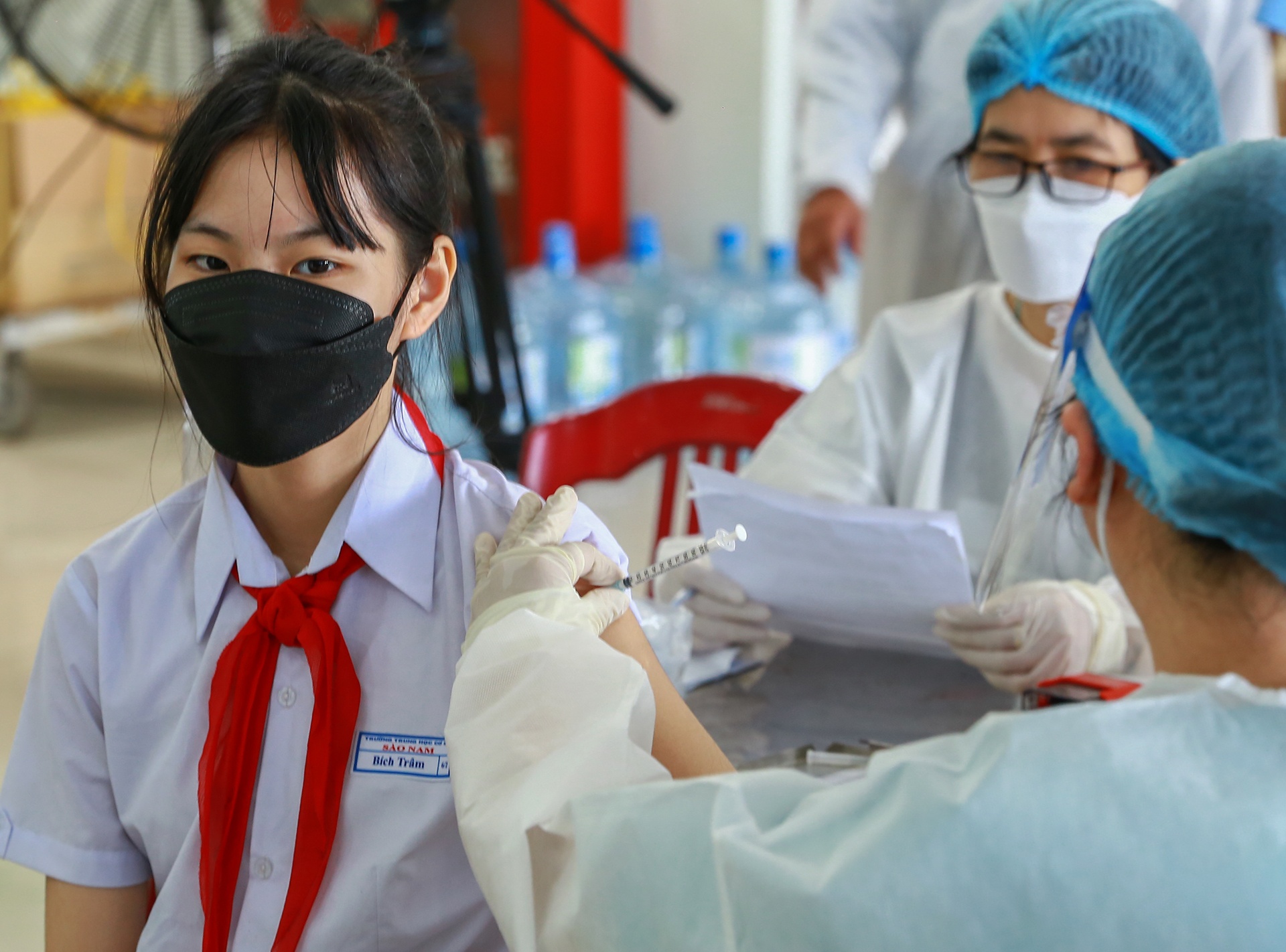 Hang nghin tre em o Da Nang duoc tiem vaccine ngua Covid-19 anh 1