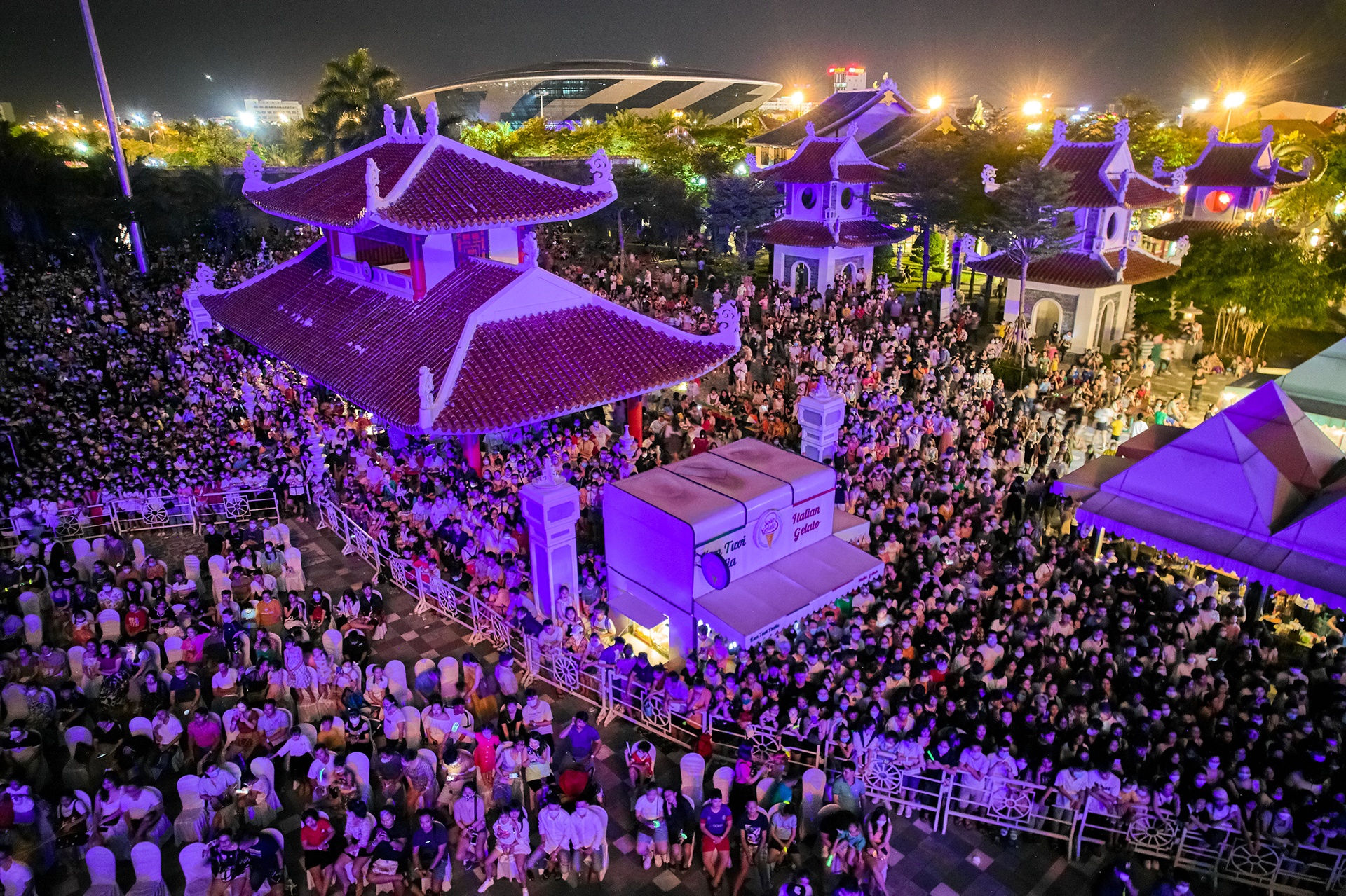 Trinh dien phao hoa o Da Nang anh 1