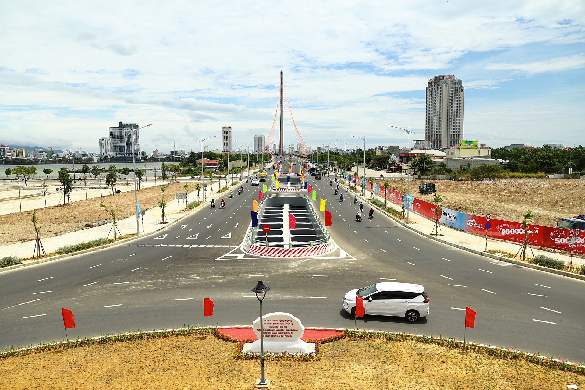 Nut giao thong 3 tang o Da Nang duoc dua vao su dung anh 1