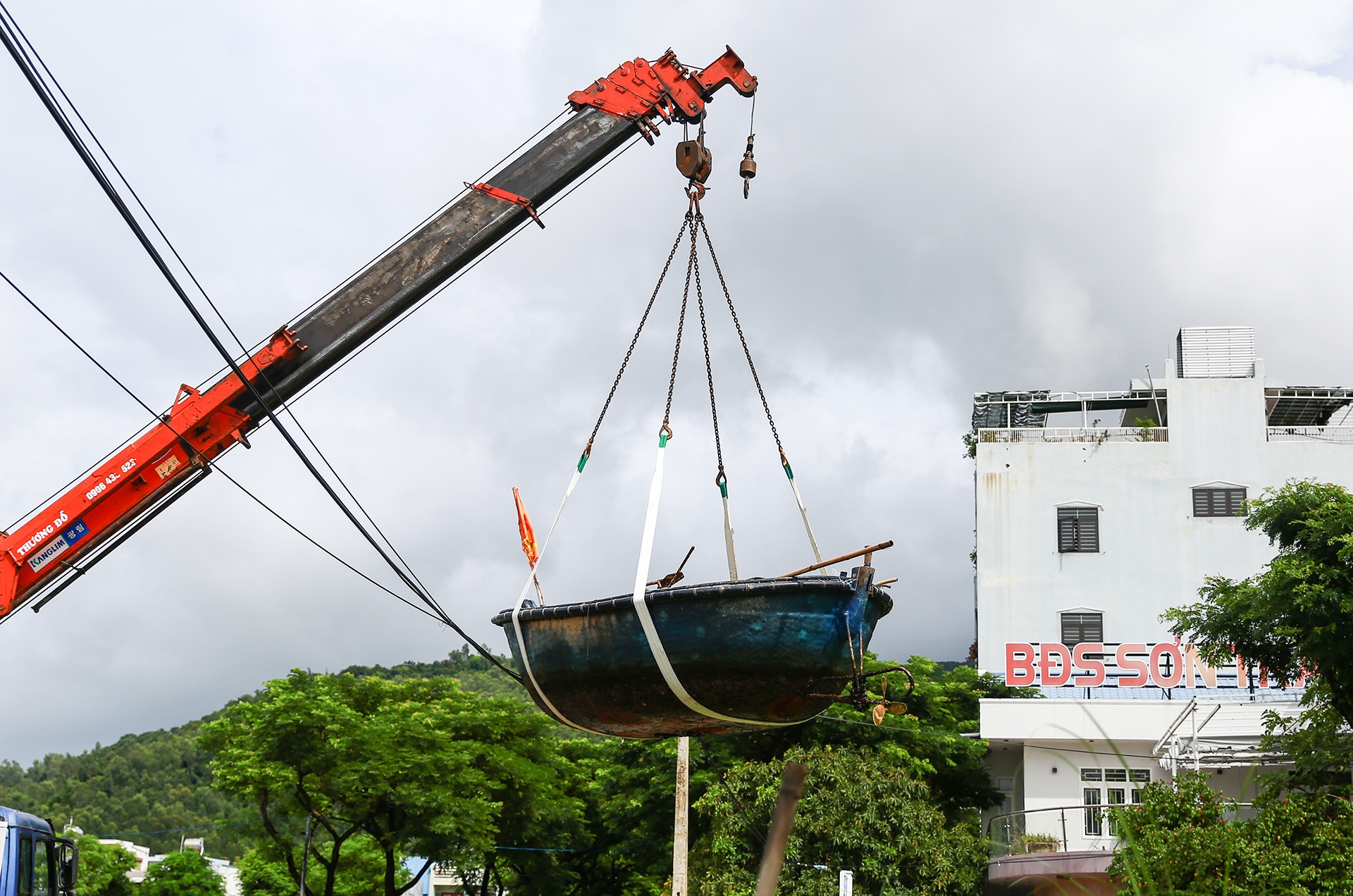 Ngu dan ung pho bao anh 3