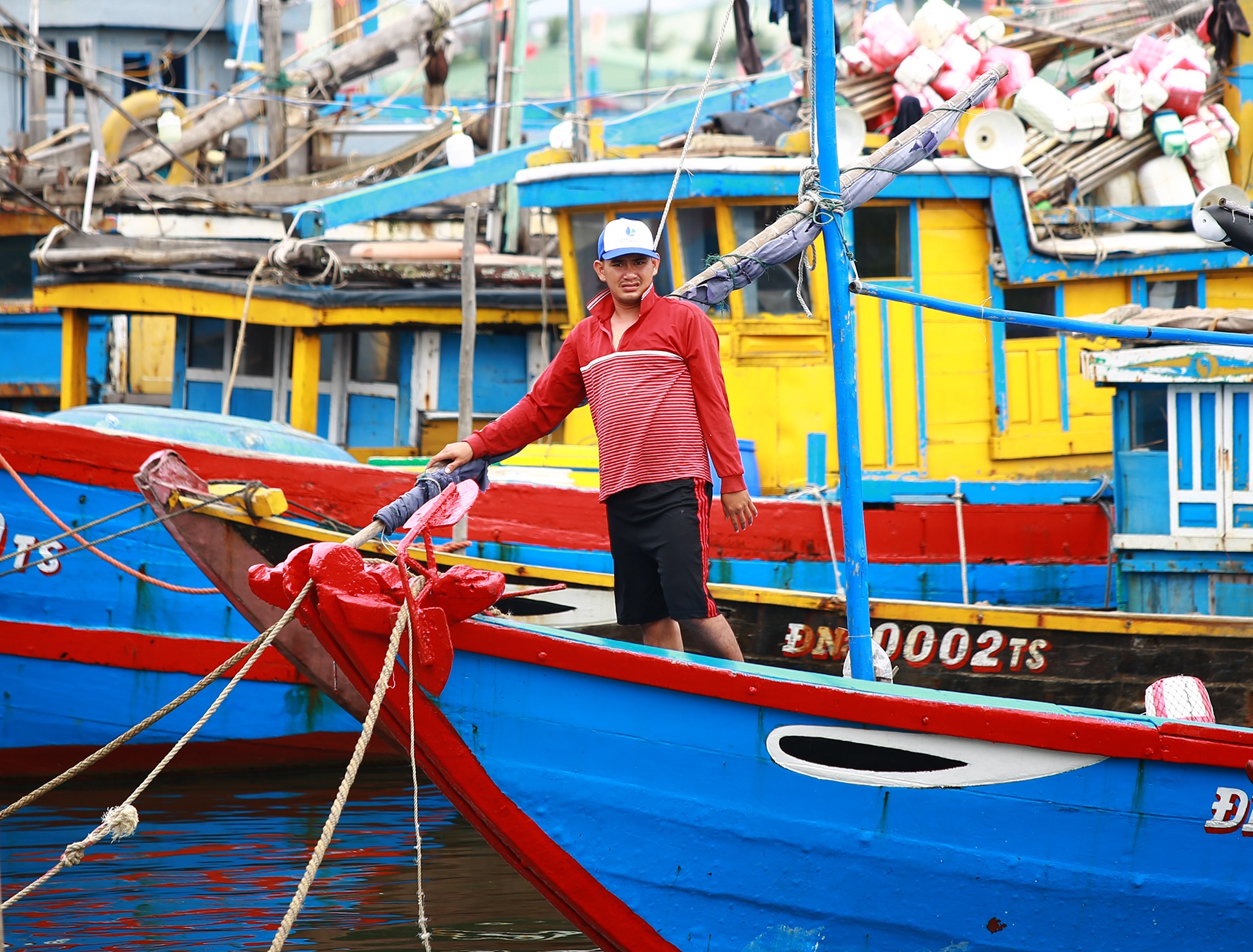 Ngu dan tranh bao anh 4