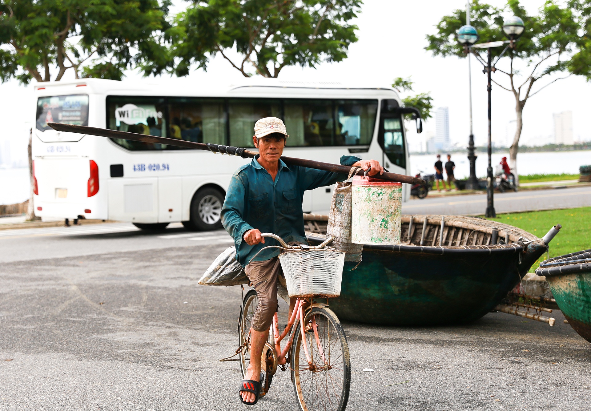 Ngu dan ung pho bao anh 5