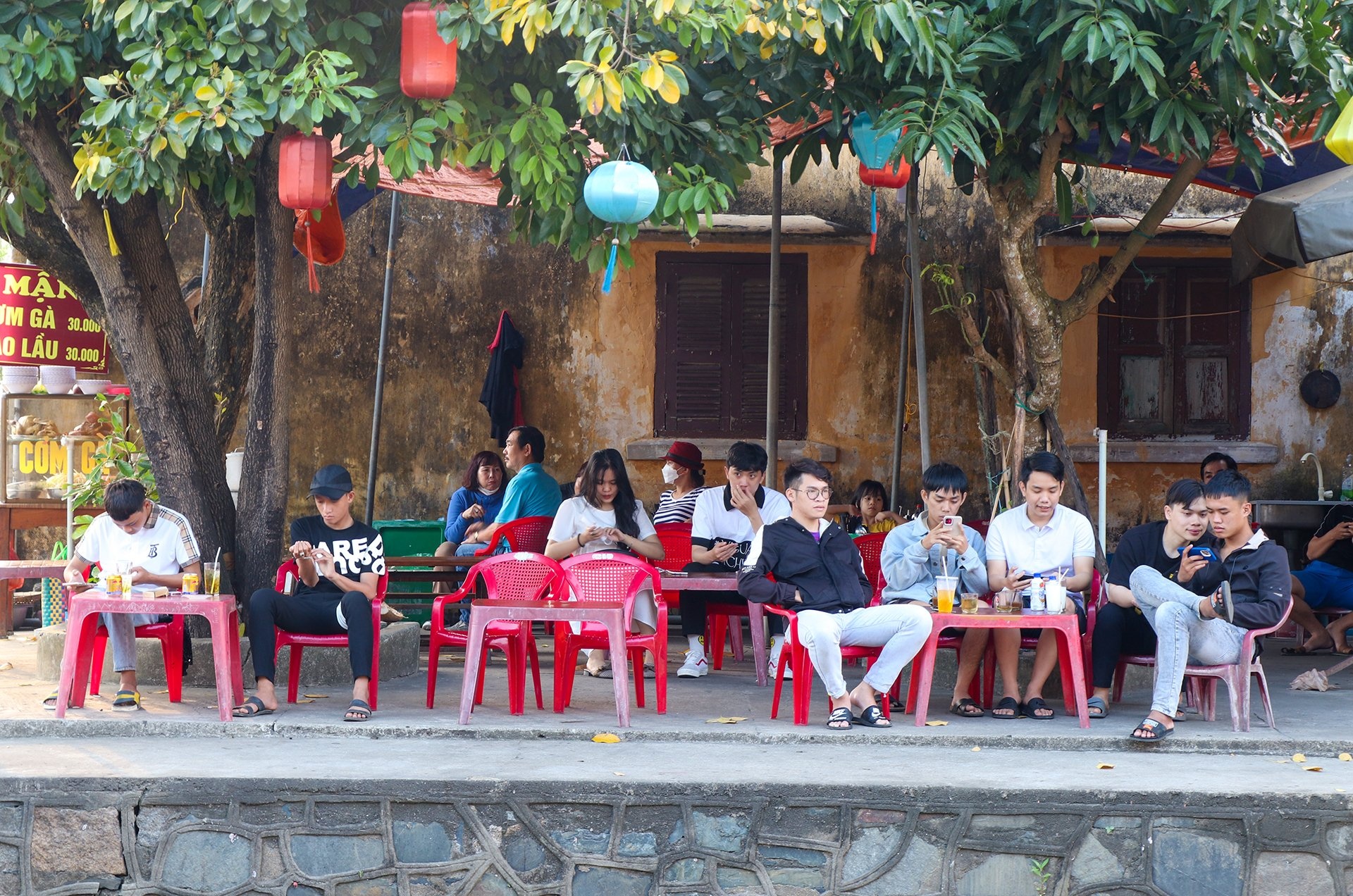 Ngay dau don khach quoc te anh 5