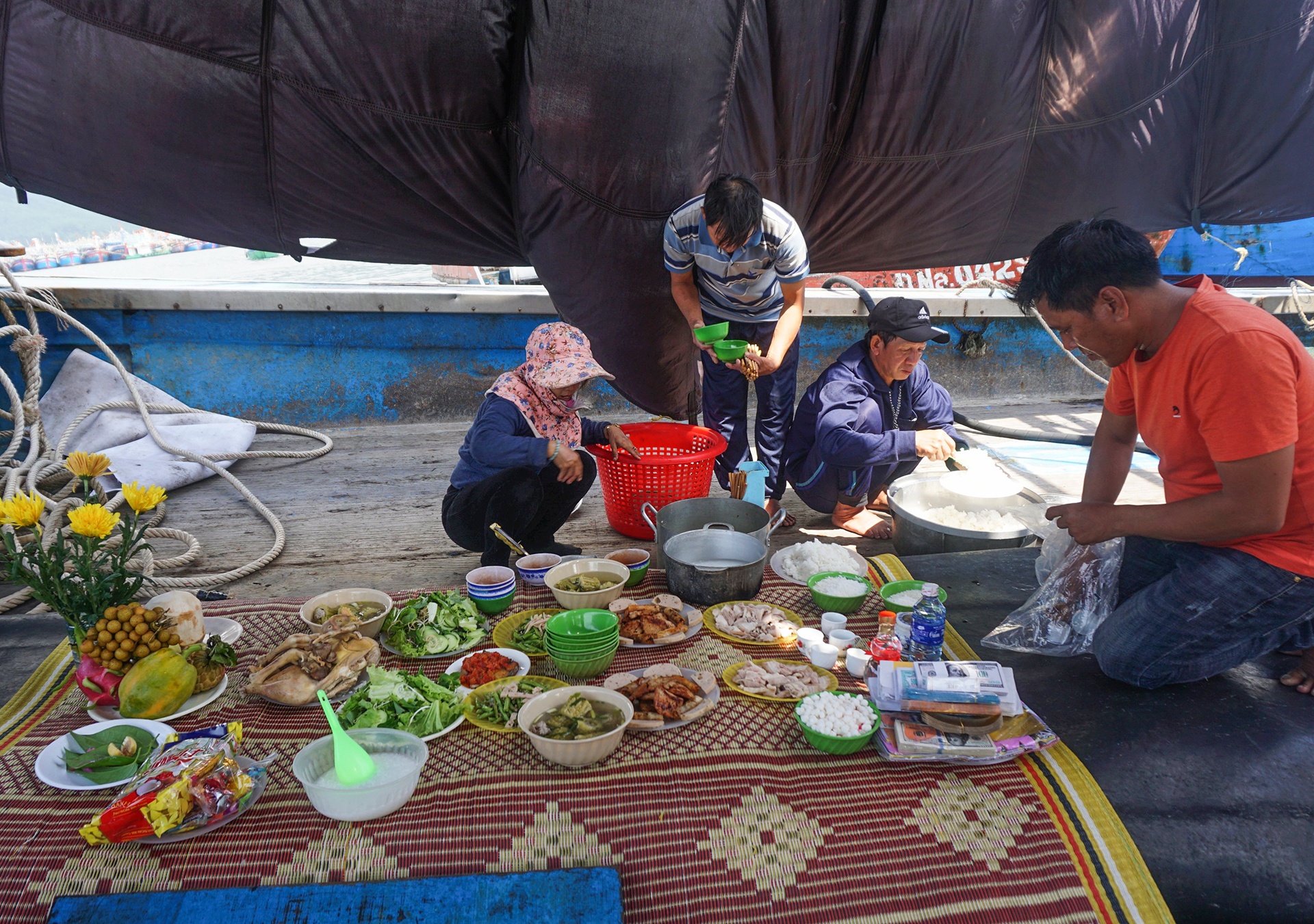 Ngu dan mien Trung san sang ra khoi anh 7