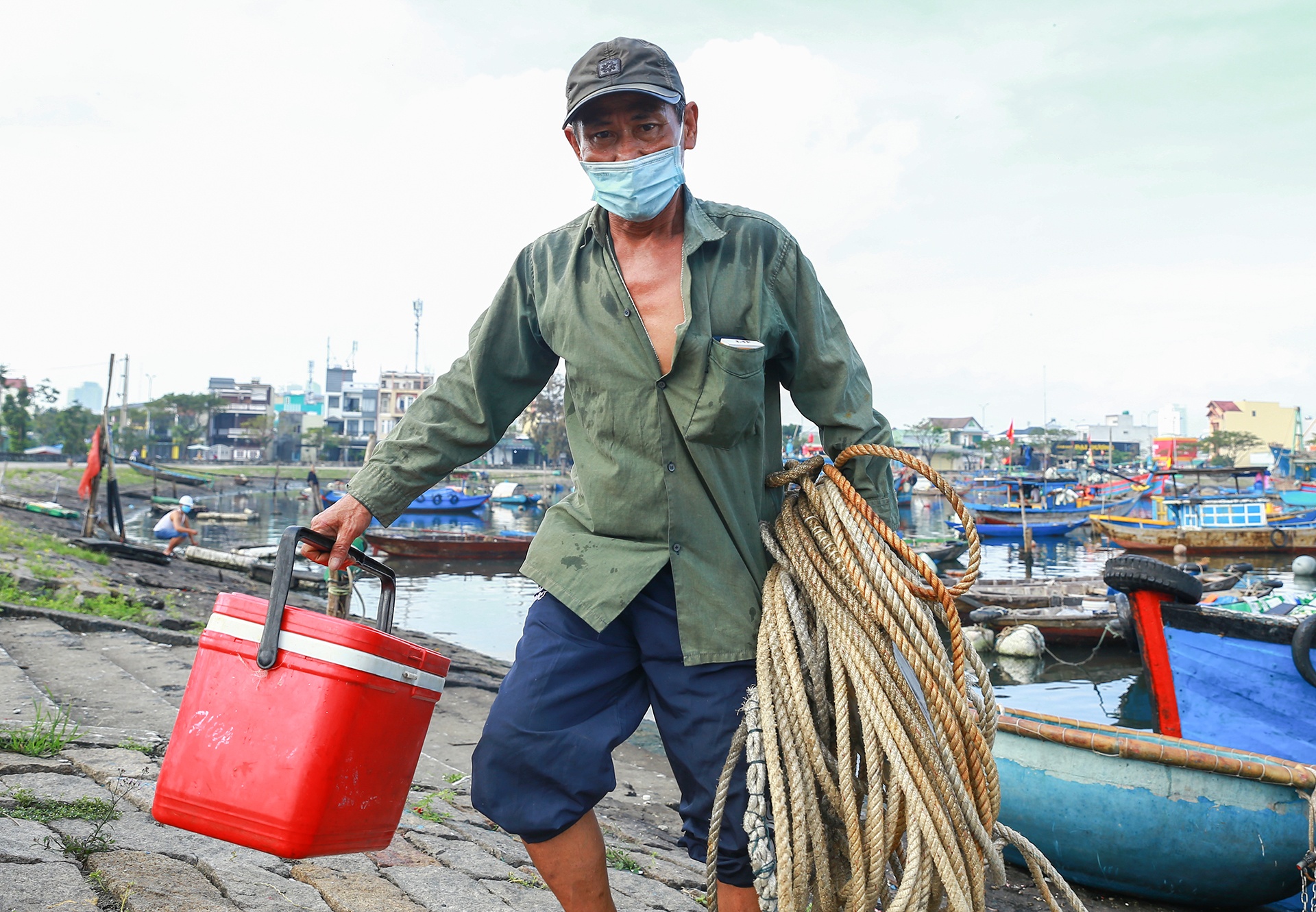 Ngu dan mien Trung san sang ra khoi anh 5