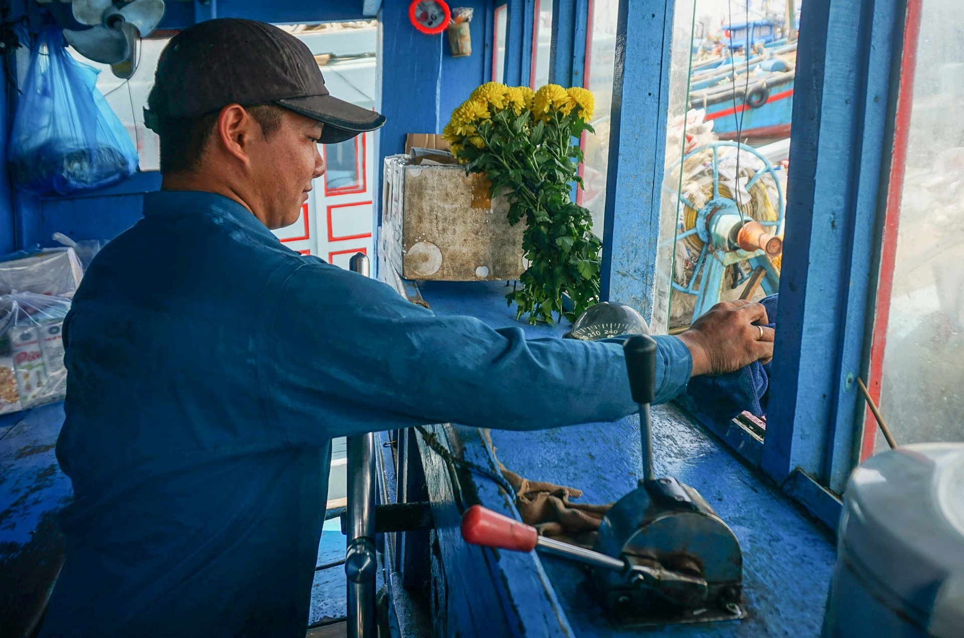 Ngu dan mien Trung san sang ra khoi anh 4