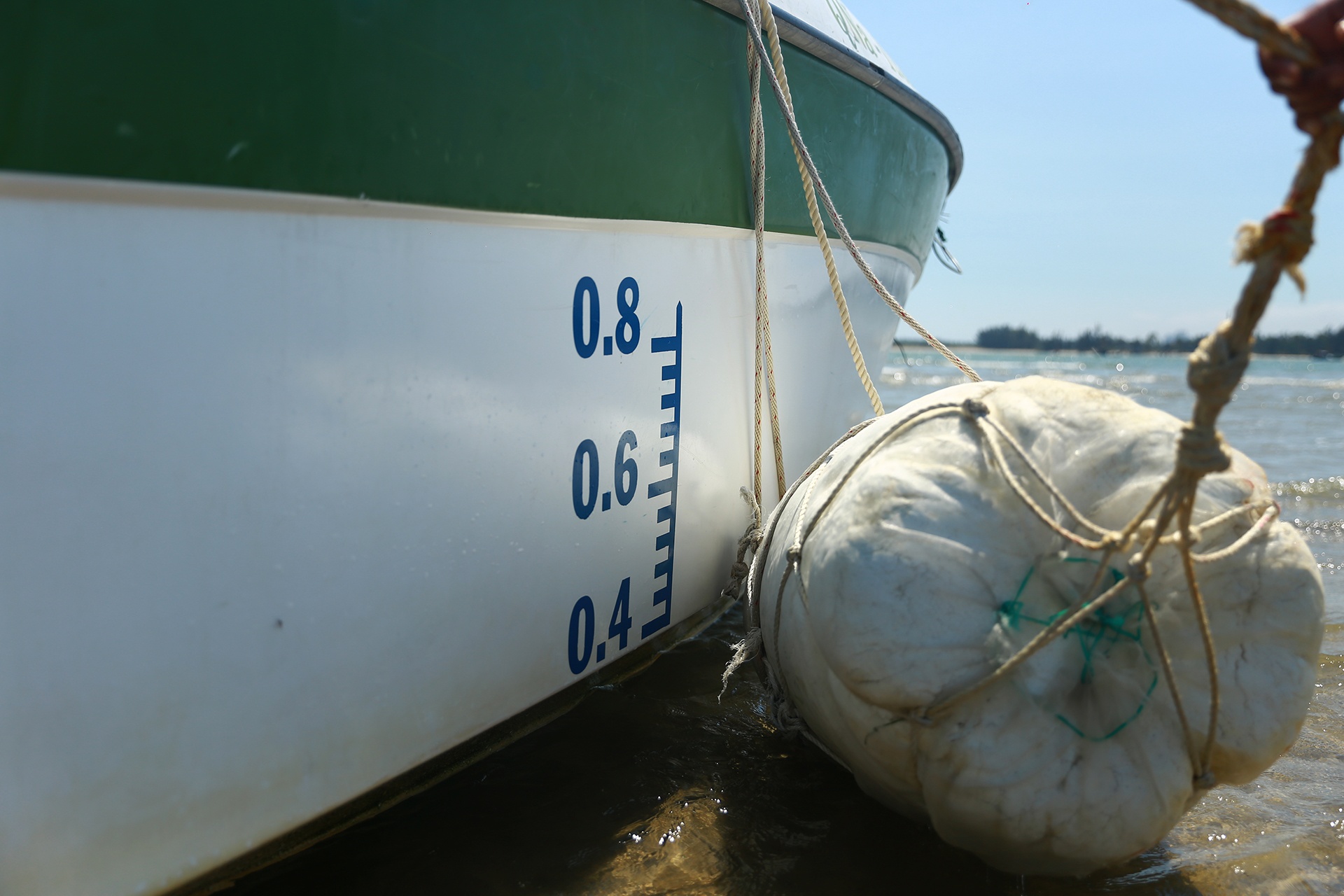 Cano bi lat up o Cua Dai anh 12