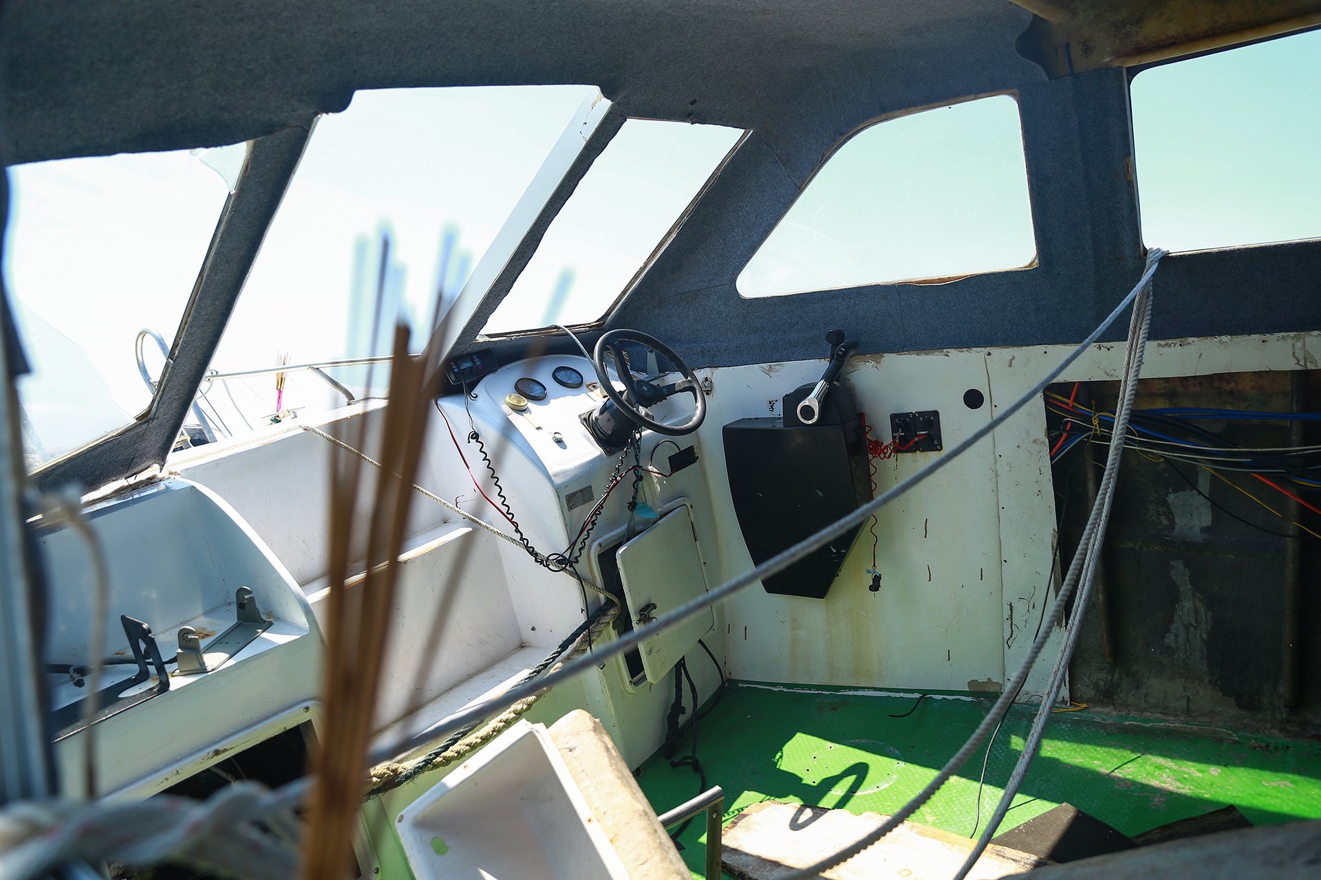 Cano bi lat up o Cua Dai anh 8