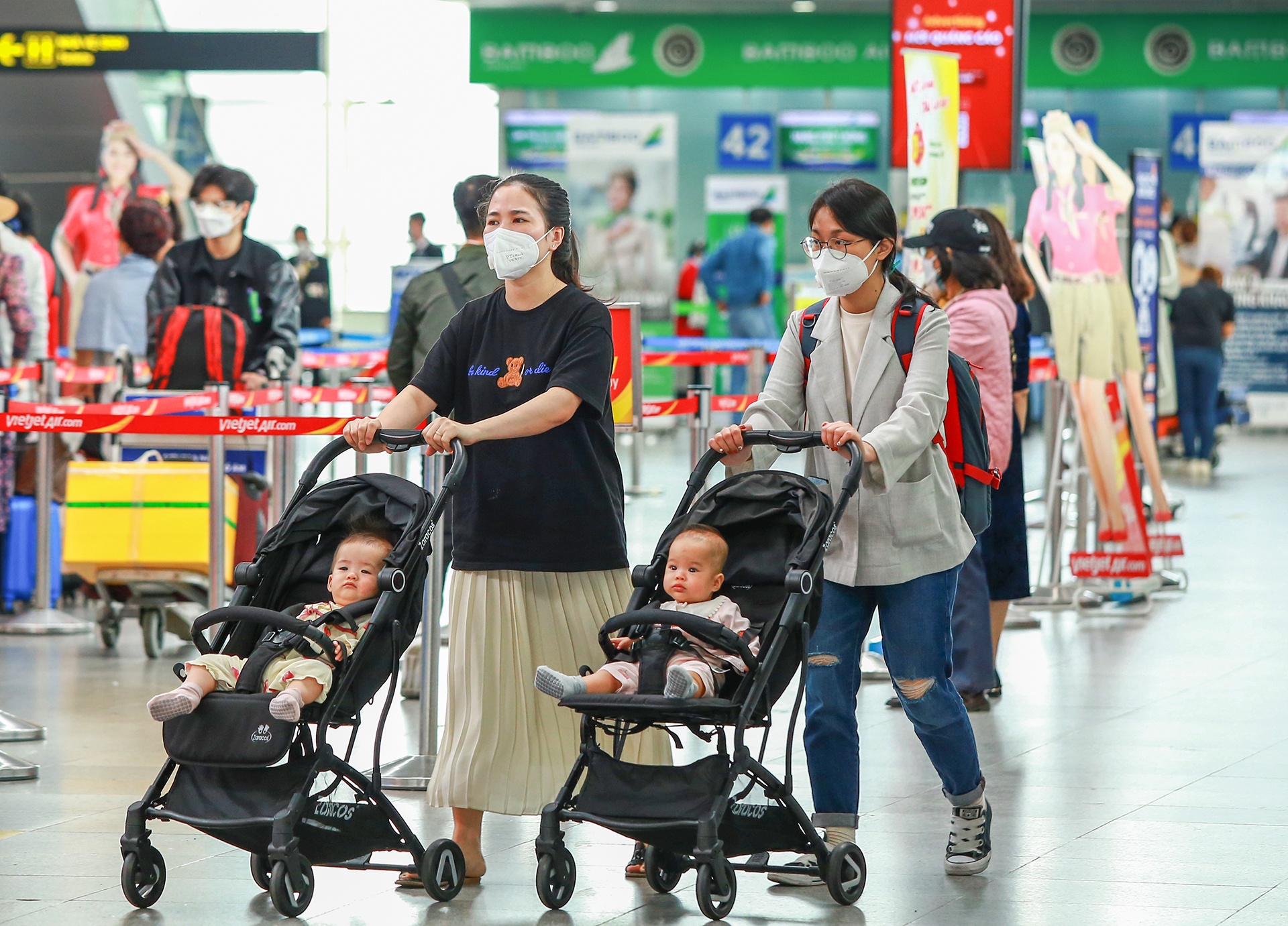 Du lich mo cua don khach quoc te anh 3