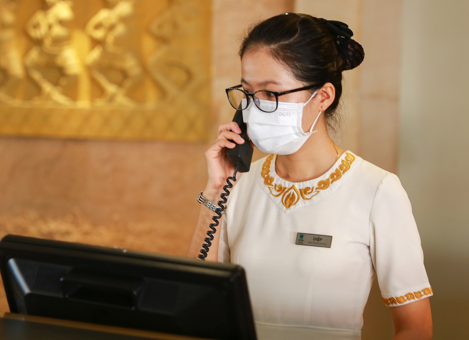 Kho thue phong khach san 5 sao o Da Nang dip 30/4 hinh anh