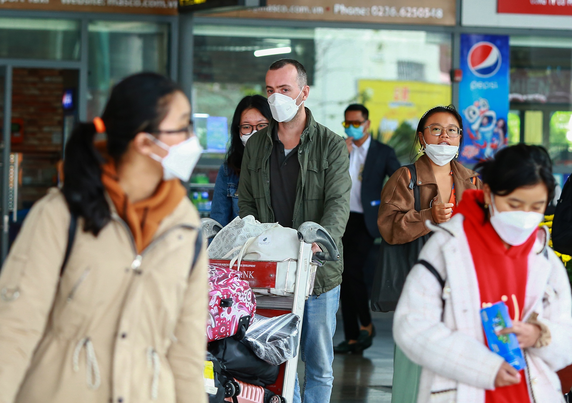 IATA: Hang khong du kien phuc vu 70-80 trieu luot khach nam nay hinh anh