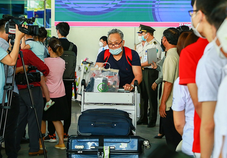 Dua khach An Do den Viet Nam du lich anh 2