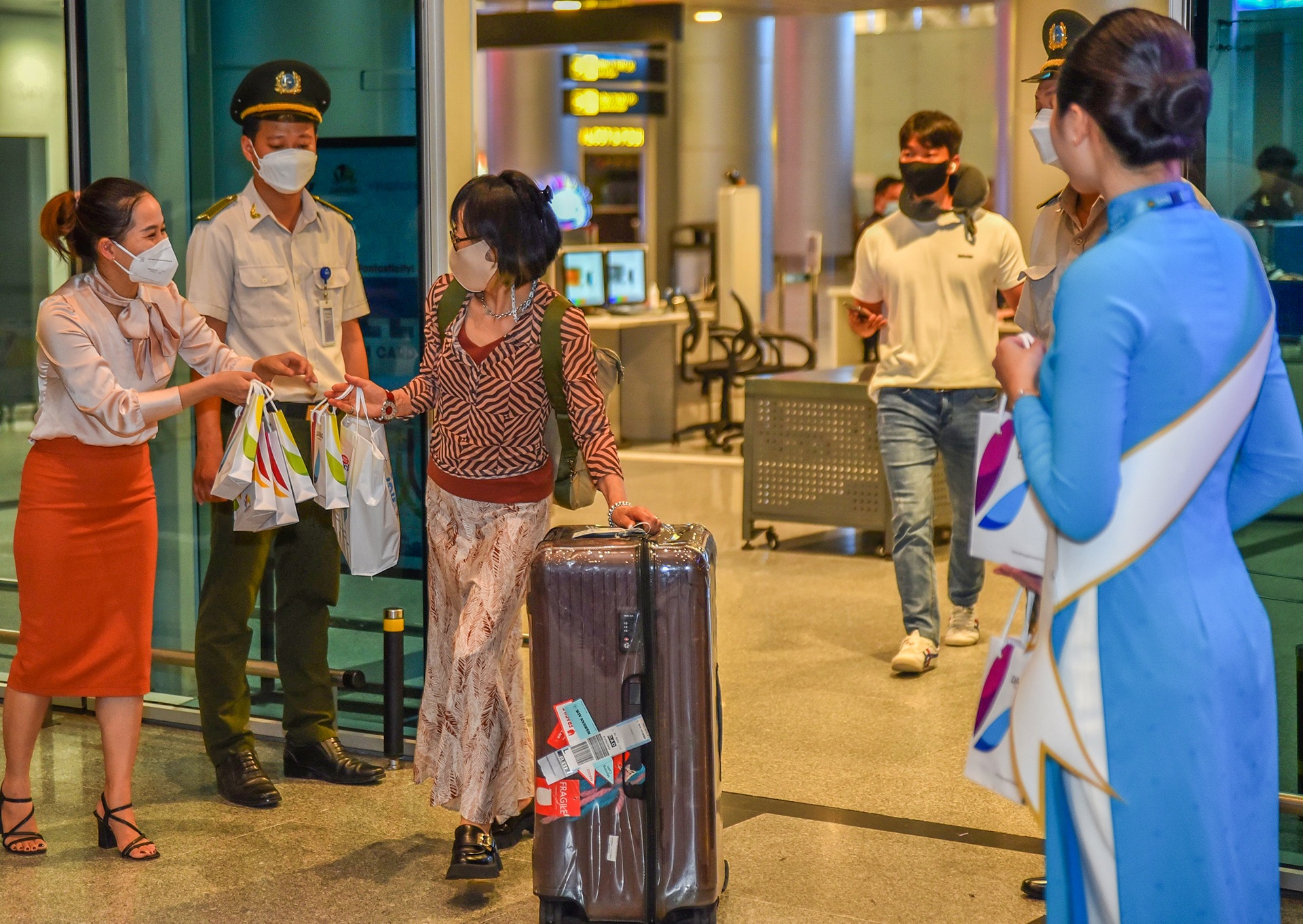 Khach du lich den Da Nang anh 2