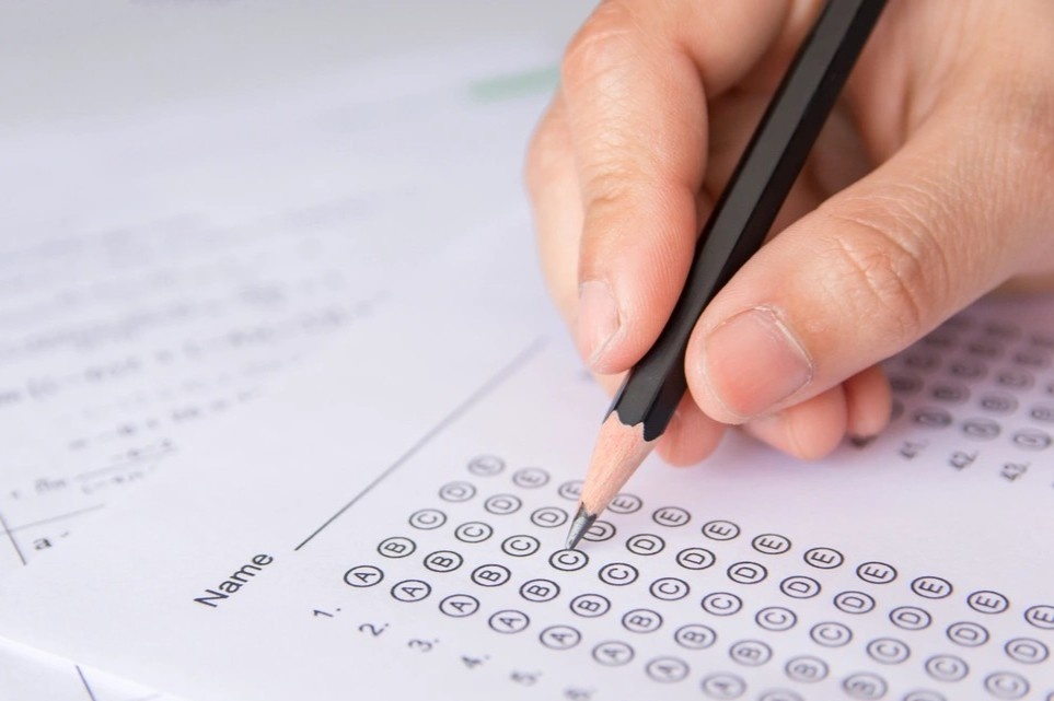 Da Nang se xu ly thi sinh lam lo de thi mon Toan hinh anh