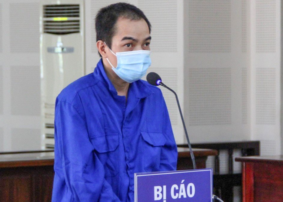 Phat tu nguoi dan ong o Da Nang chem dong nghiep trong thuong hinh anh