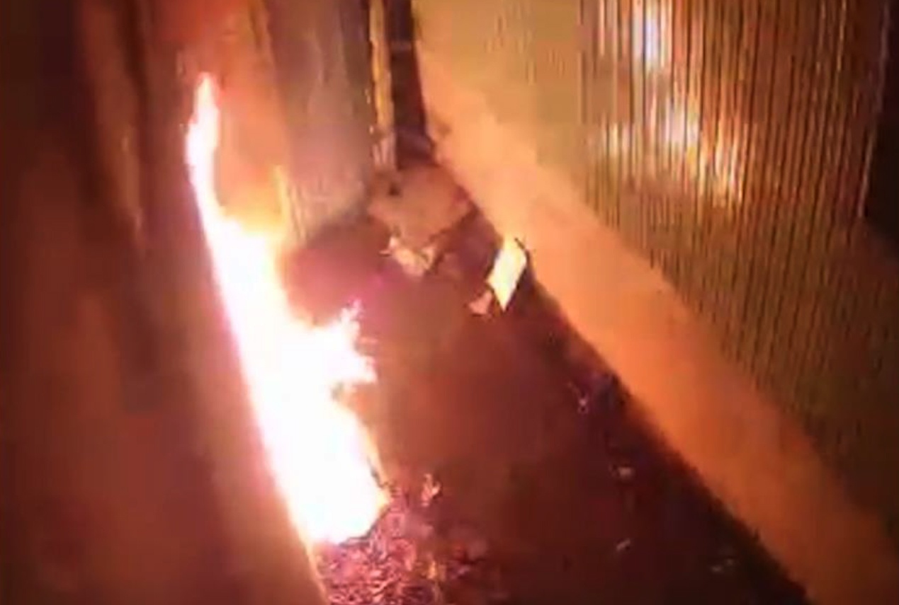 Thuc giac luc 3h sang, phat hien nha bi phong hoa hinh anh